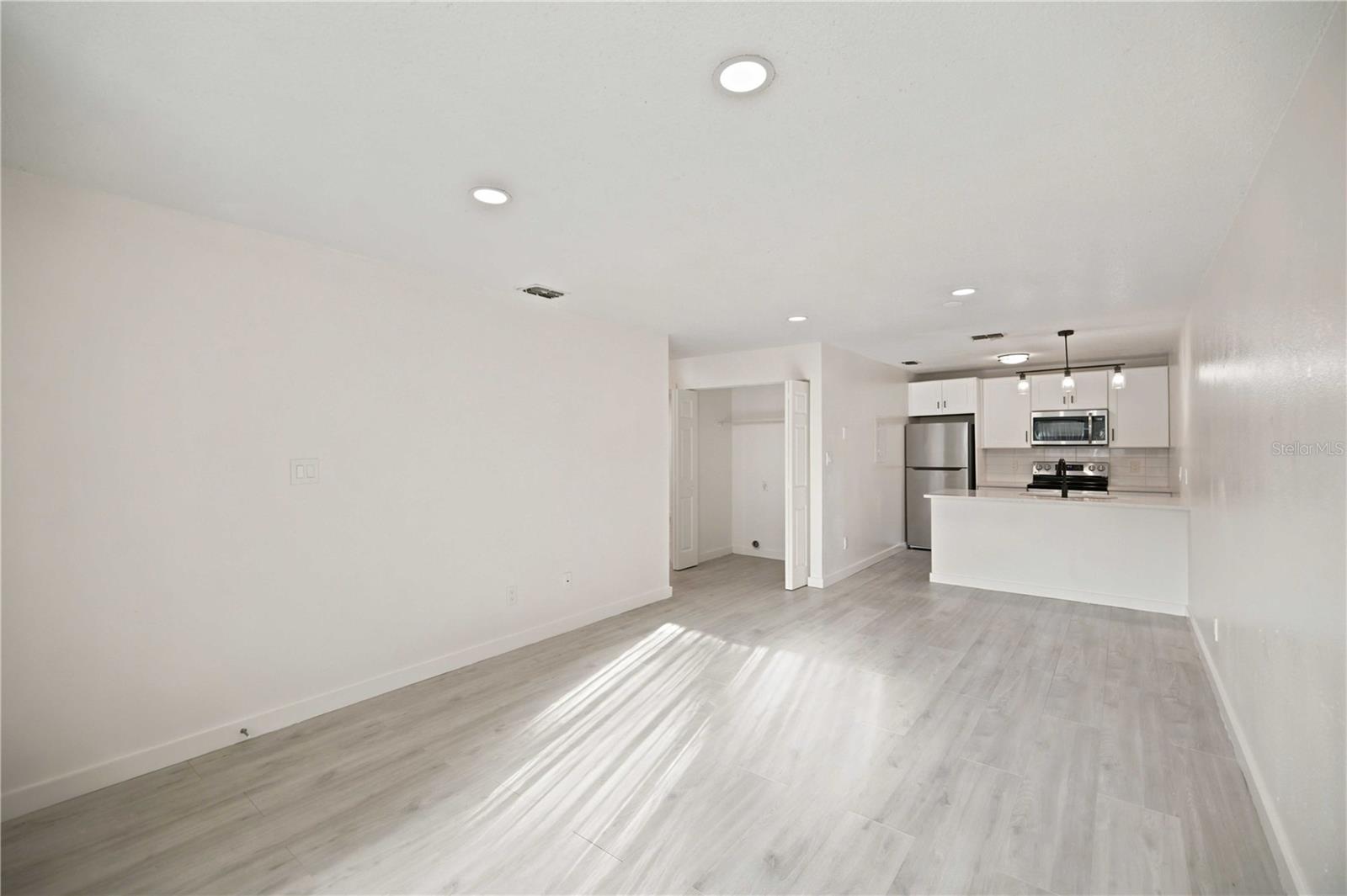 5395 SE 30TH PL #ALL UNITS, OCALA, FL — photo 4