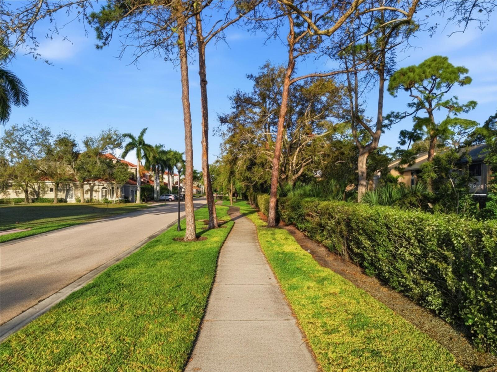 1740 ASSISI DR, SARASOTA, FL — photo 12