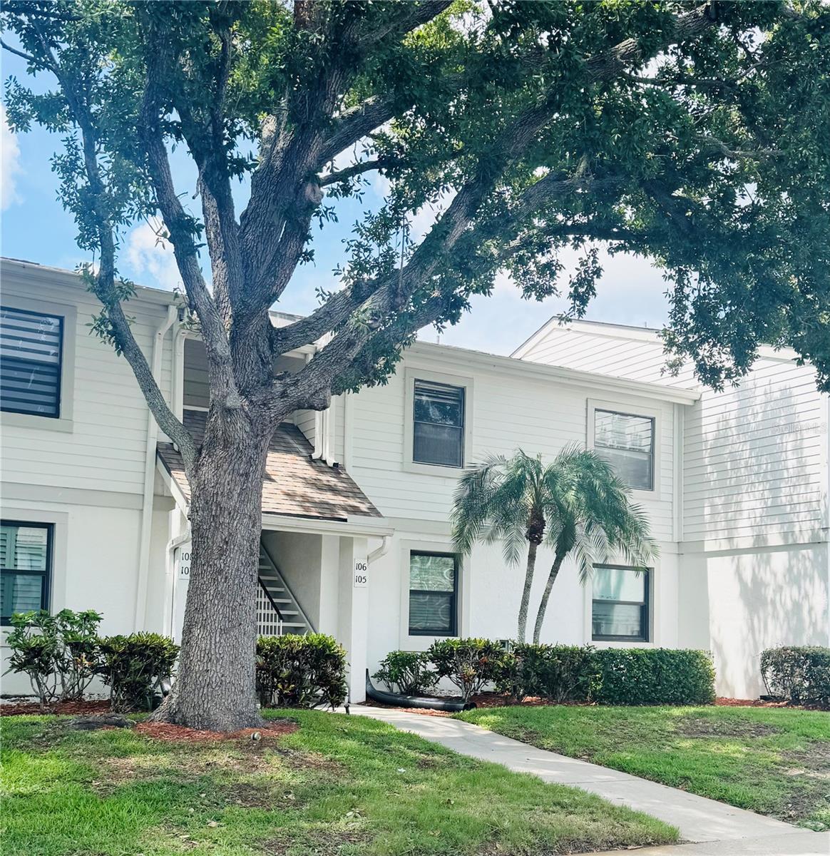 106 WINDWARD PL, OLDSMAR, FL
