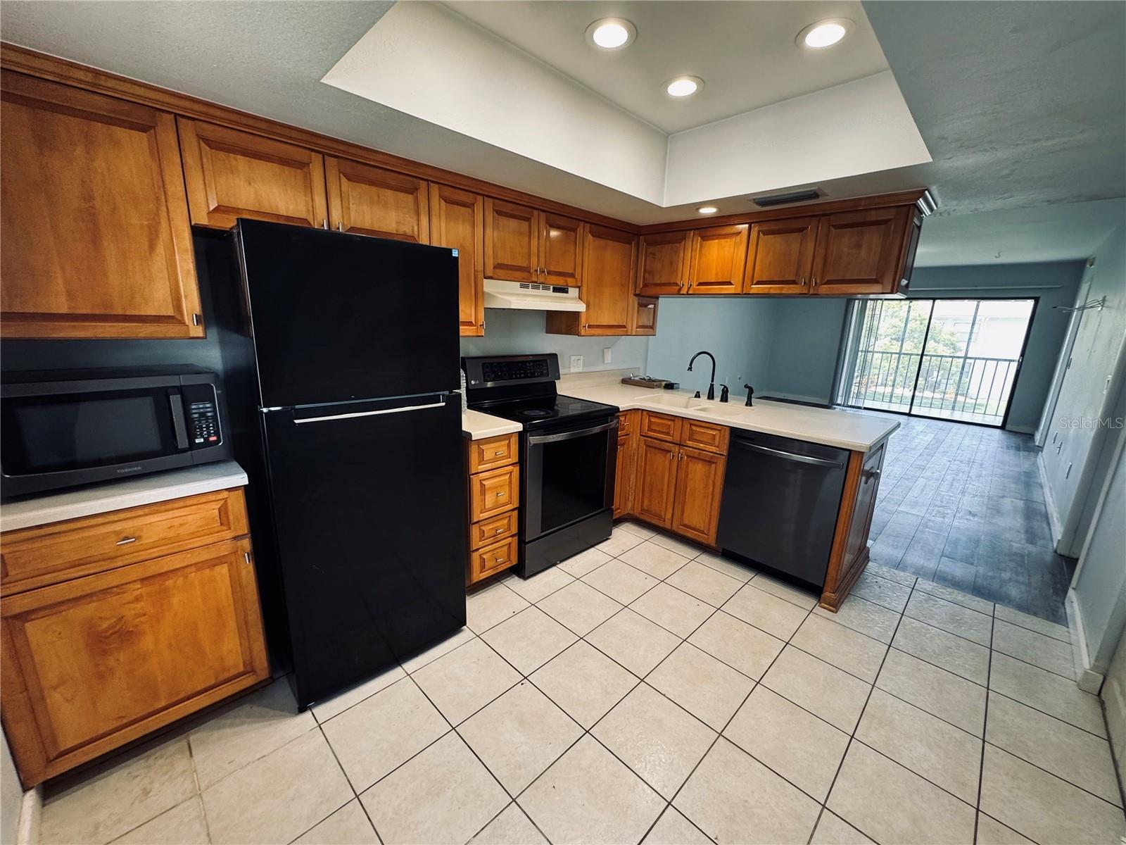 106 WINDWARD PL, OLDSMAR, FL — photo 2