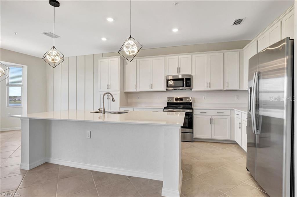 5629 DOUBLE EAGLE CIR #4242, AVE MARIA, FL — photo 3