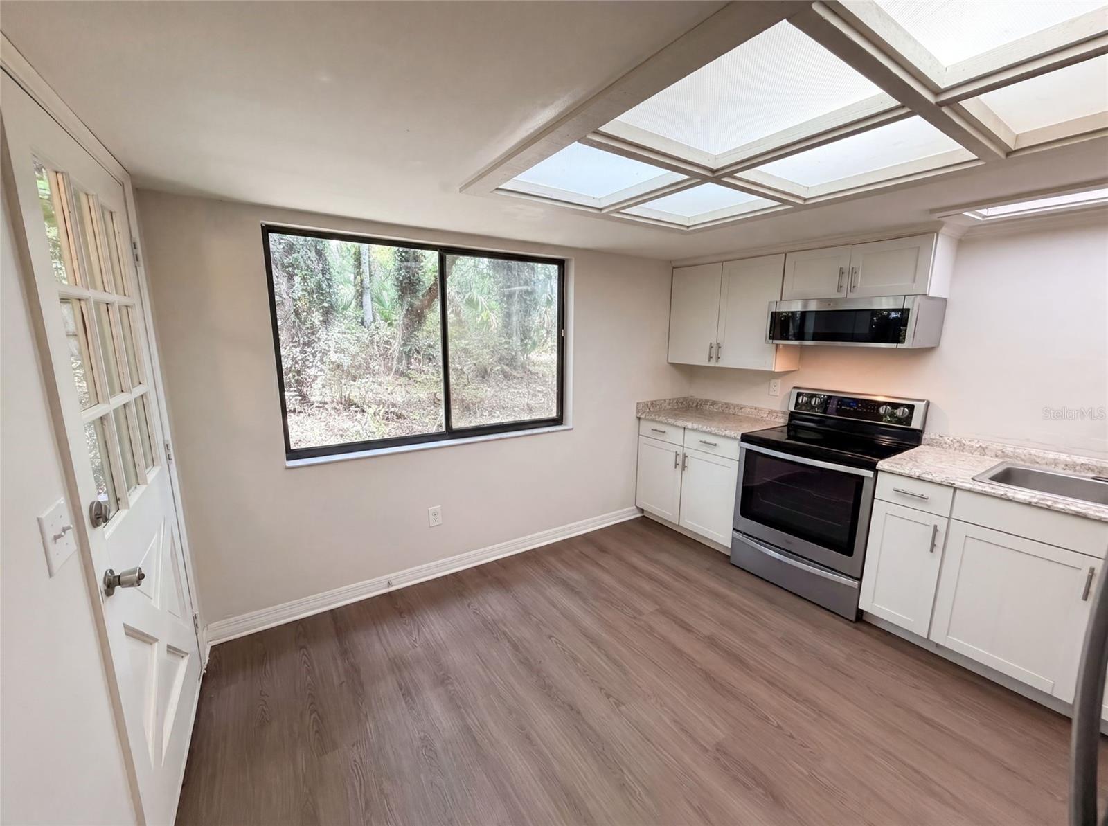 830 DUNBAR TER, WINTER SPRINGS, FL — photo 3