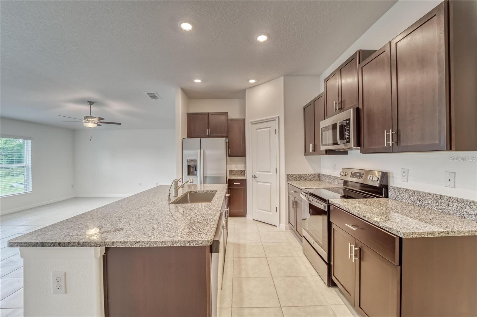 5514 BLUE AZURE DR, WIMAUMA, FL — photo 13