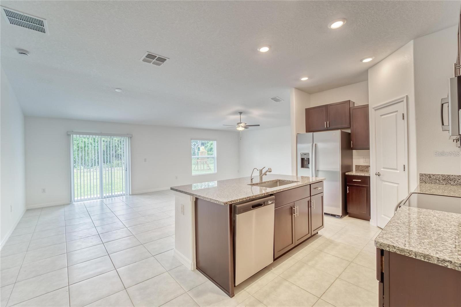 5514 BLUE AZURE DR, WIMAUMA, FL — photo 14