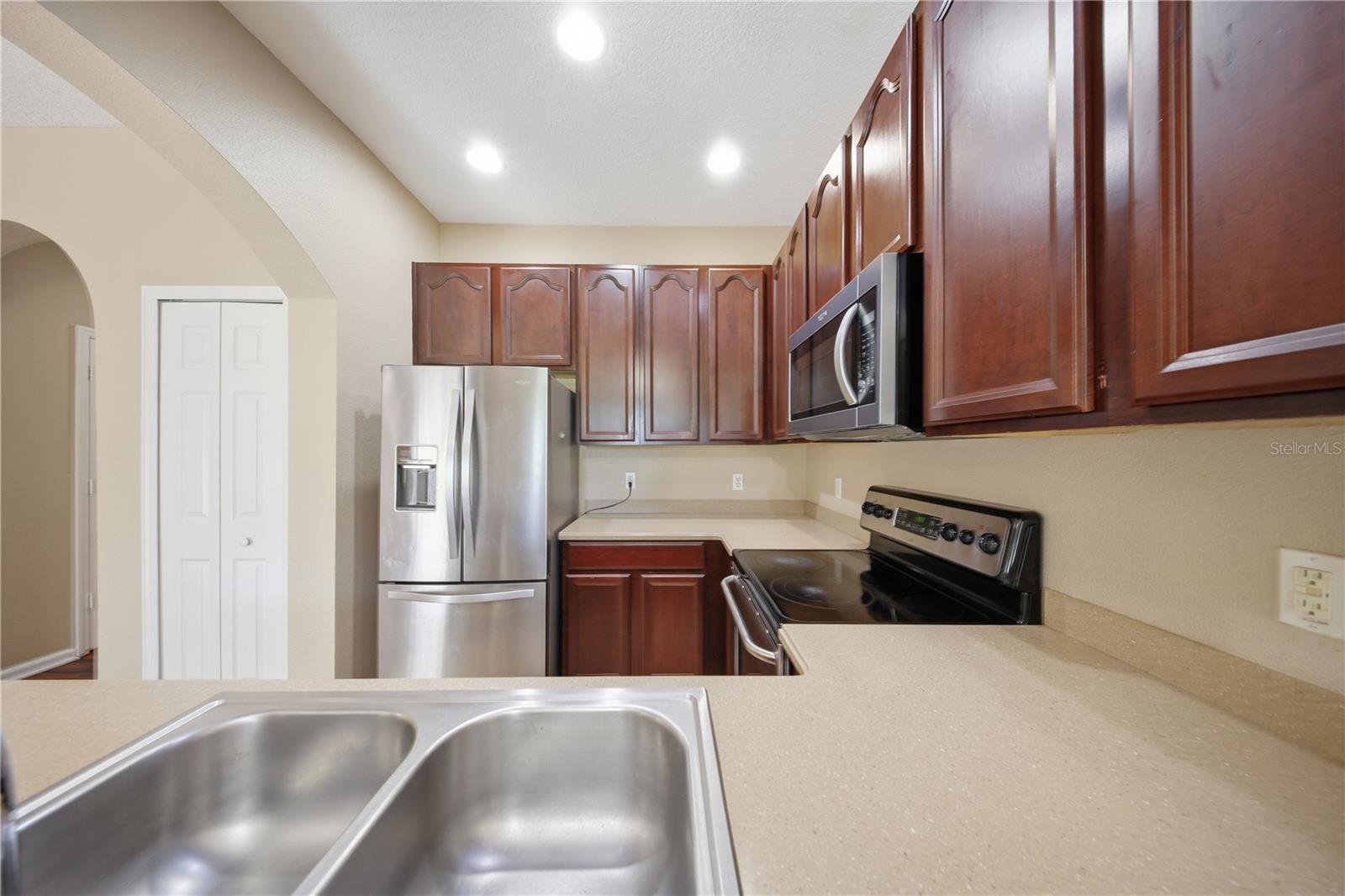 10291 PARK COMMONS DR, ORLANDO, FL — photo 11