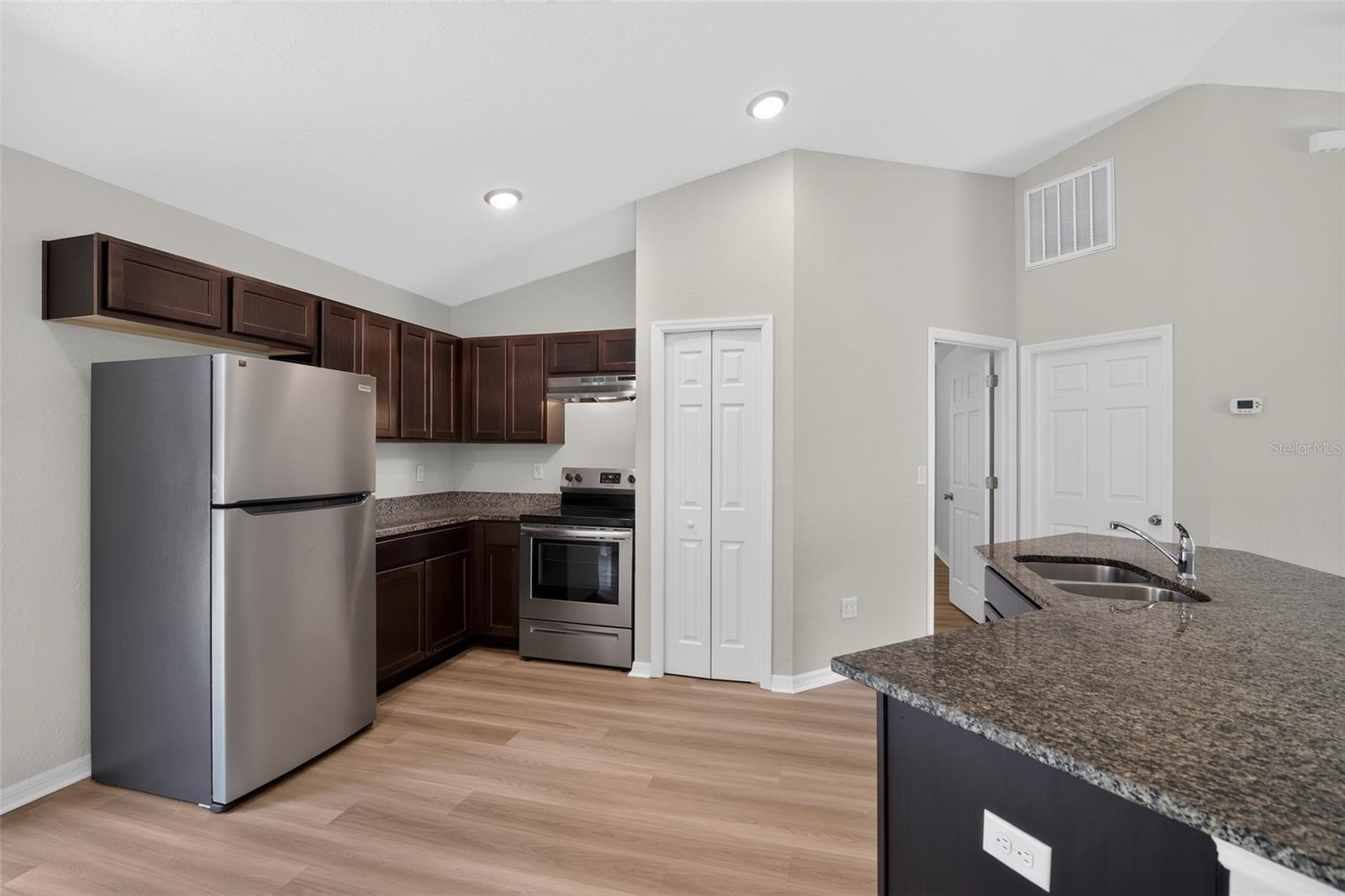 16 SPRING LOOP CT, OCALA, FL — photo 7