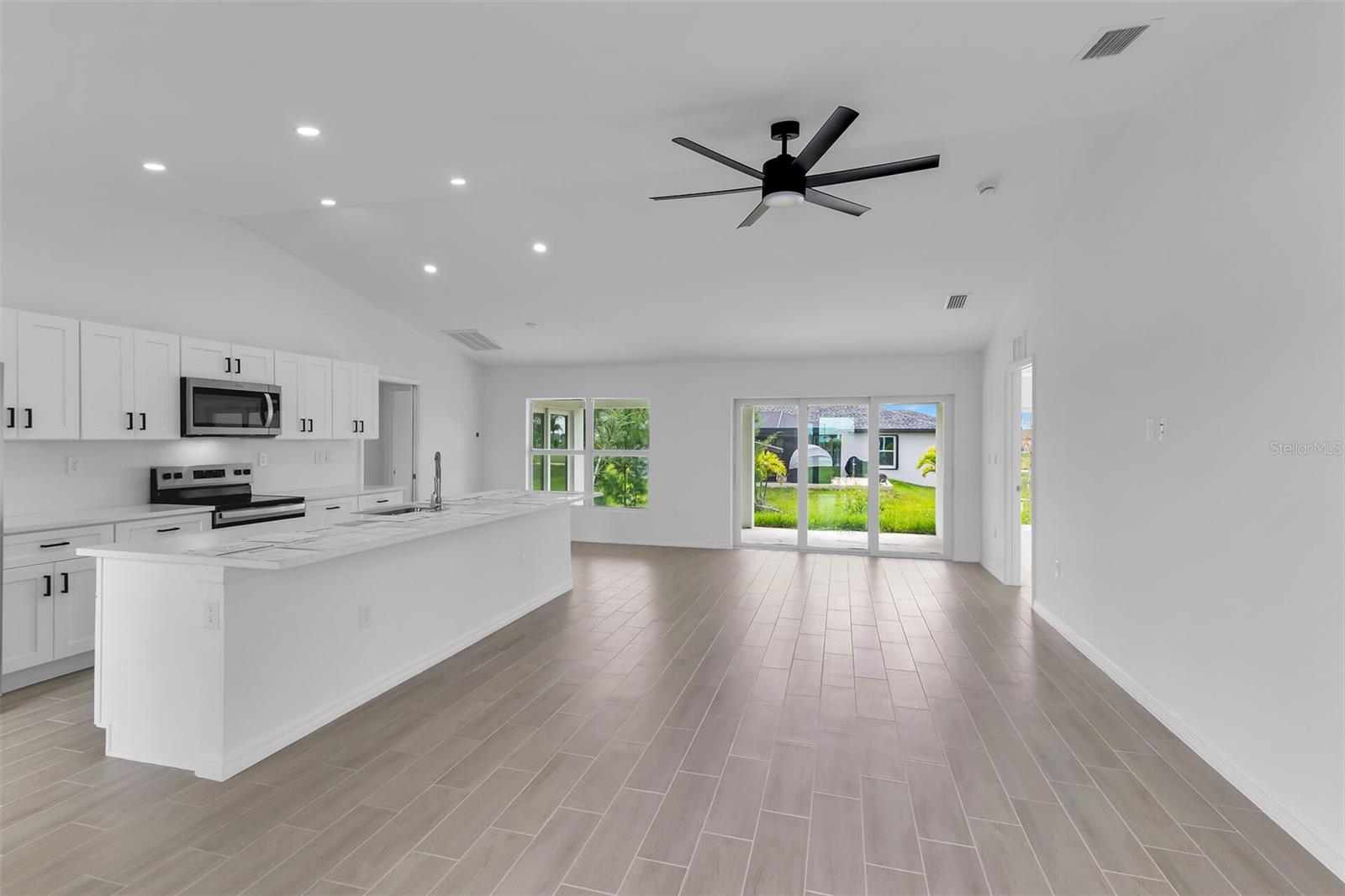 2221 NW 43RD AVE, CAPE CORAL, FL — photo 4