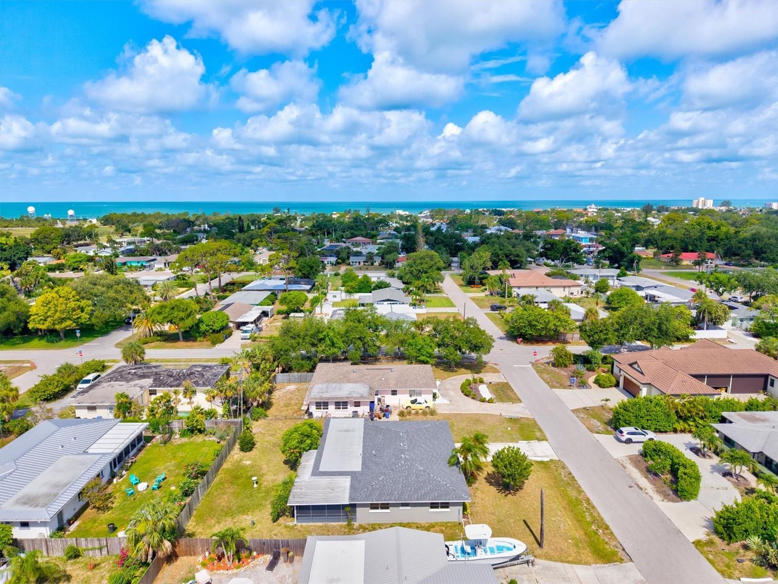 106 AURORA ST E, VENICE, FL — photo 59