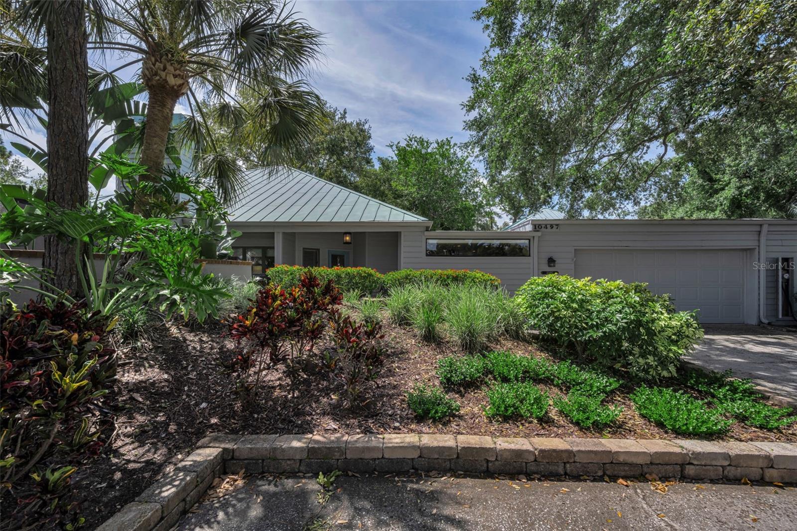 10497 LONGWOOD DR, SEMINOLE, FL — photo 2