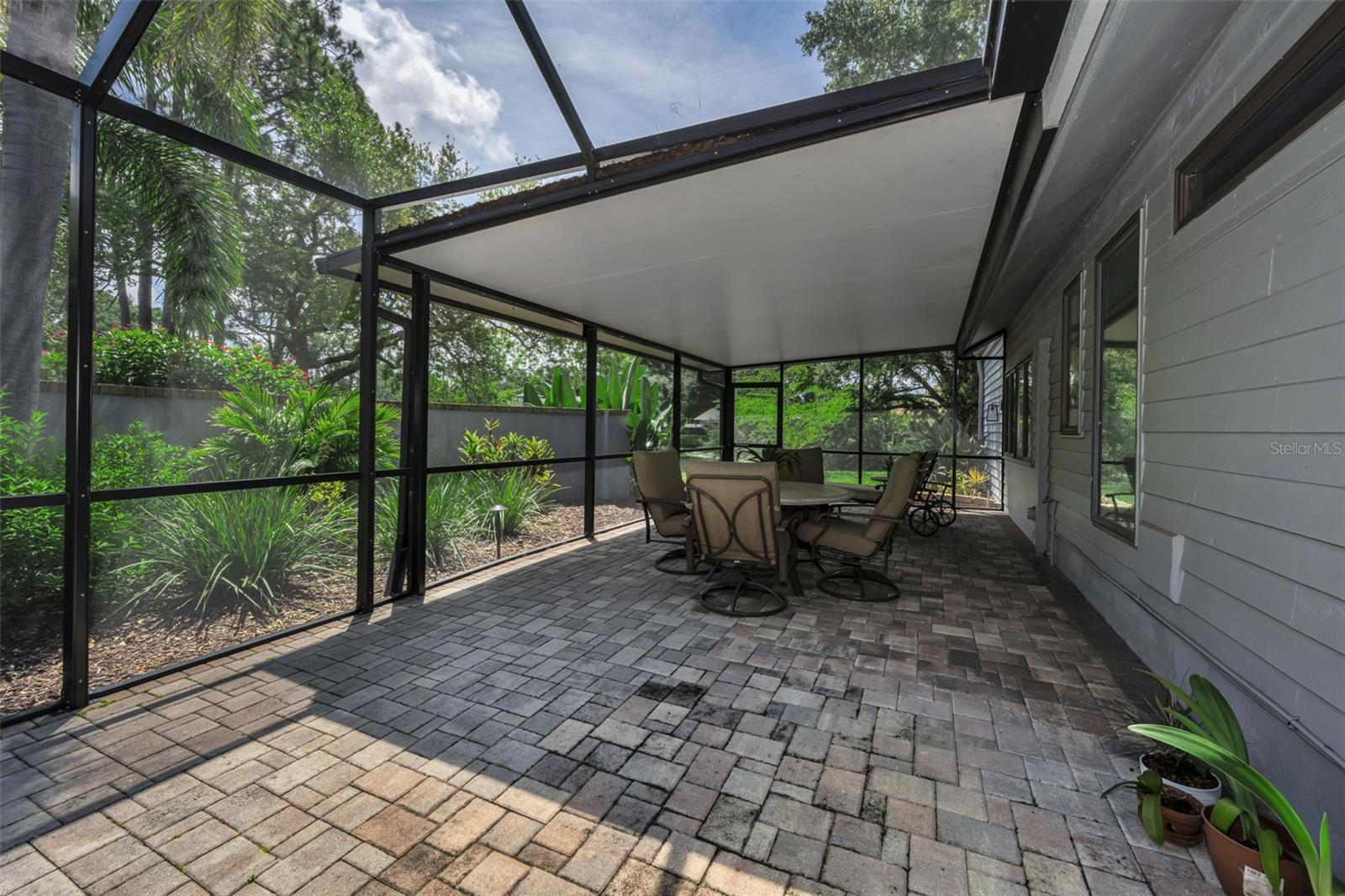 10497 LONGWOOD DR, SEMINOLE, FL — photo 46