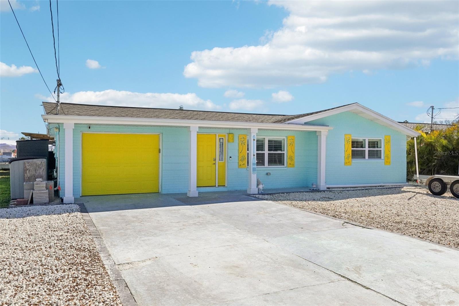 13700 LESLIE DR, HUDSON, FL — photo 2