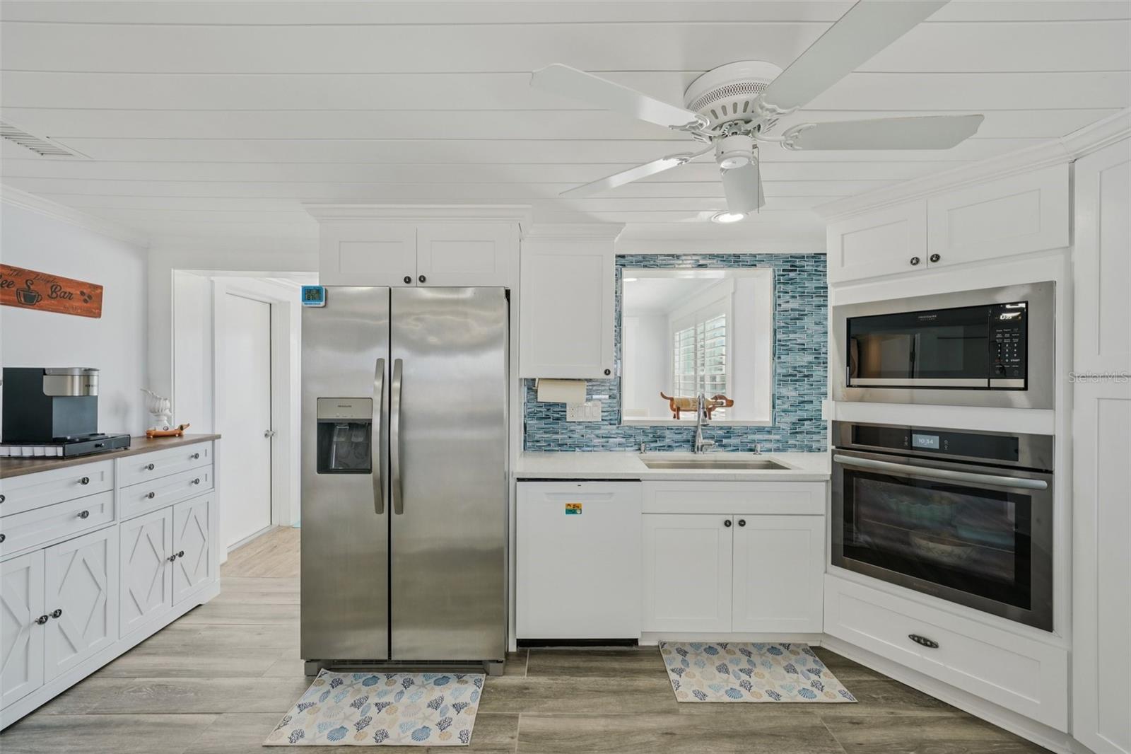 13700 LESLIE DR, HUDSON, FL — photo 32