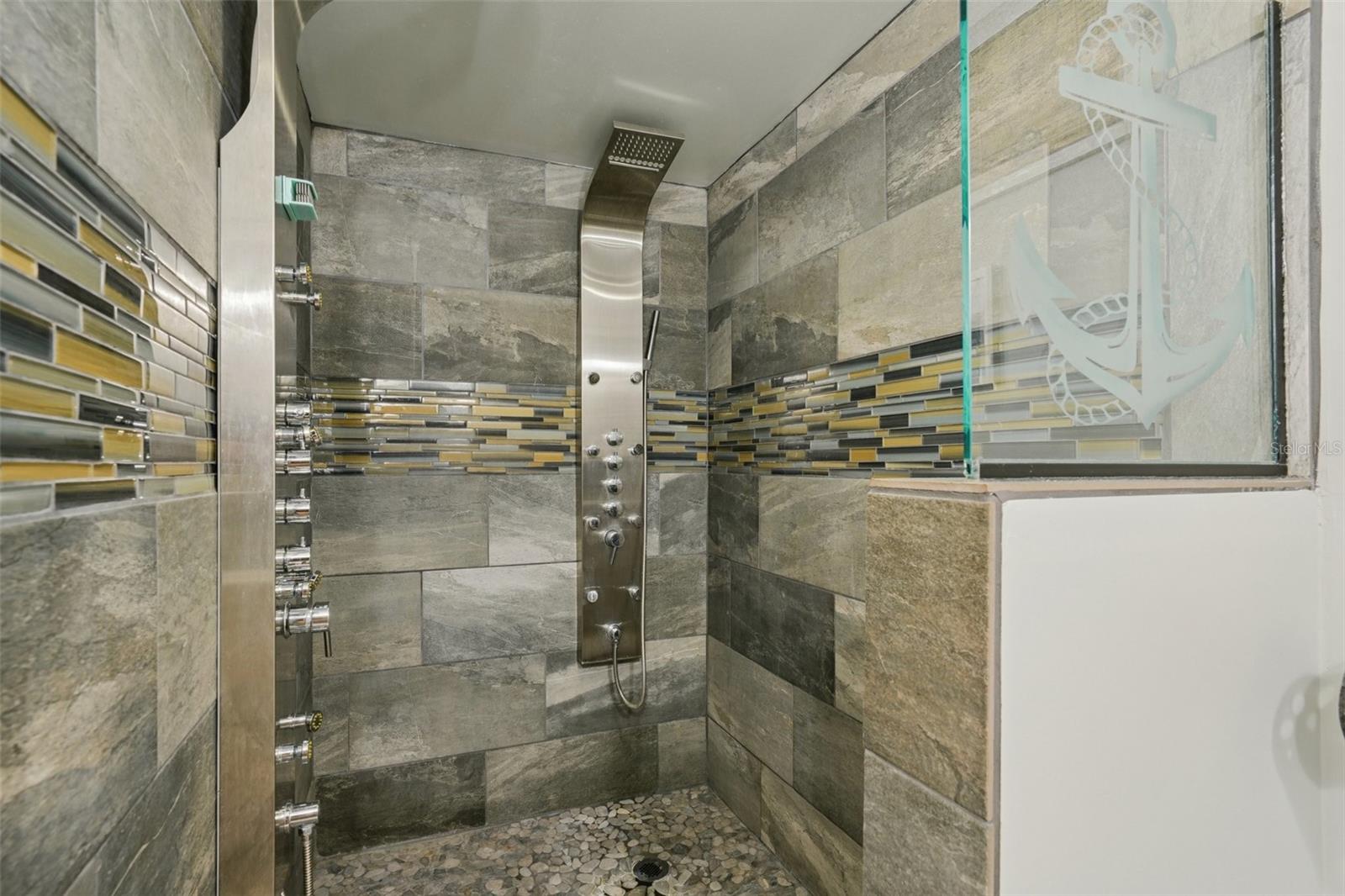 13700 LESLIE DR, HUDSON, FL — photo 48