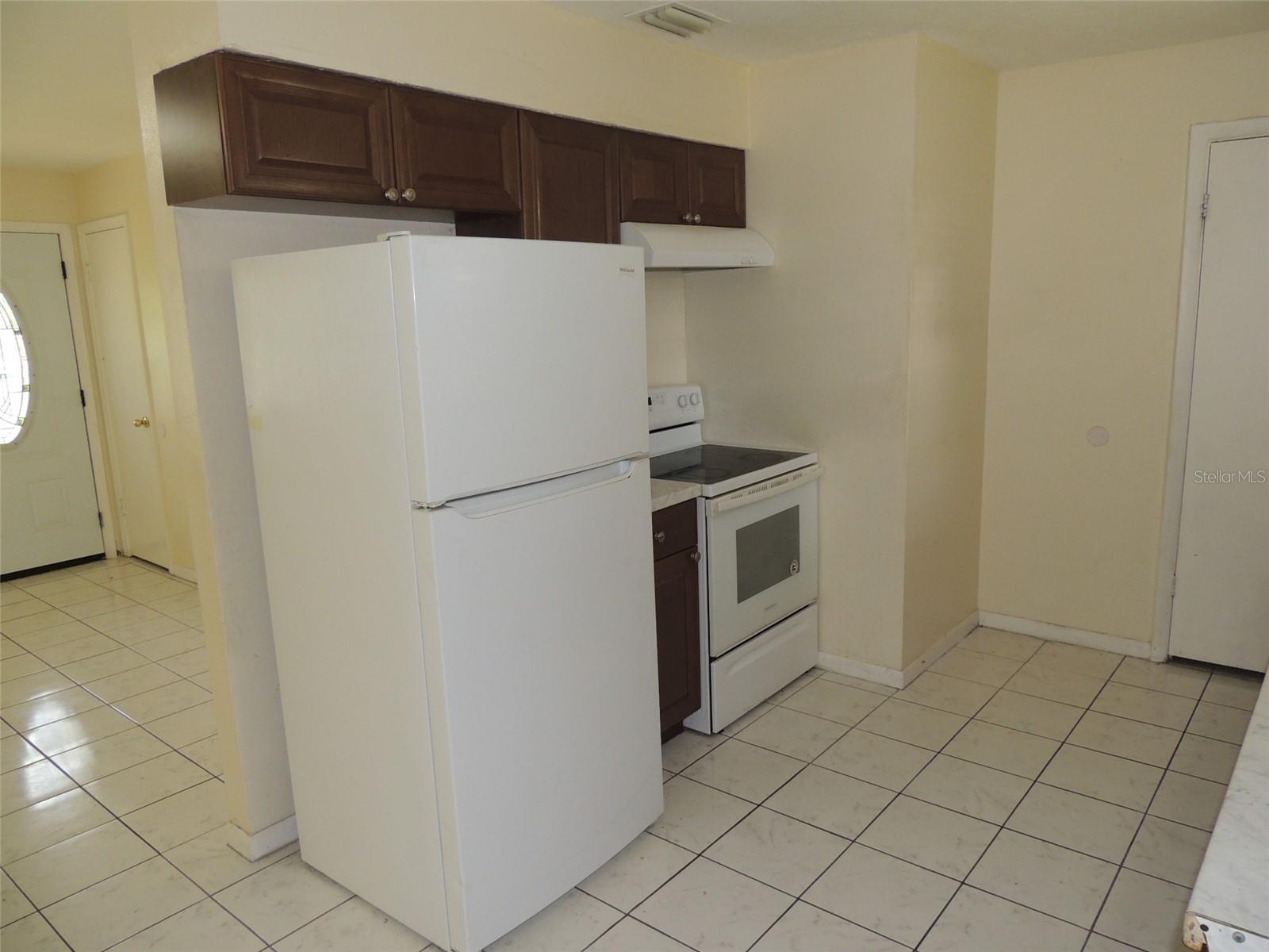 330 SE 6TH ST, WILLISTON, FL — photo 11