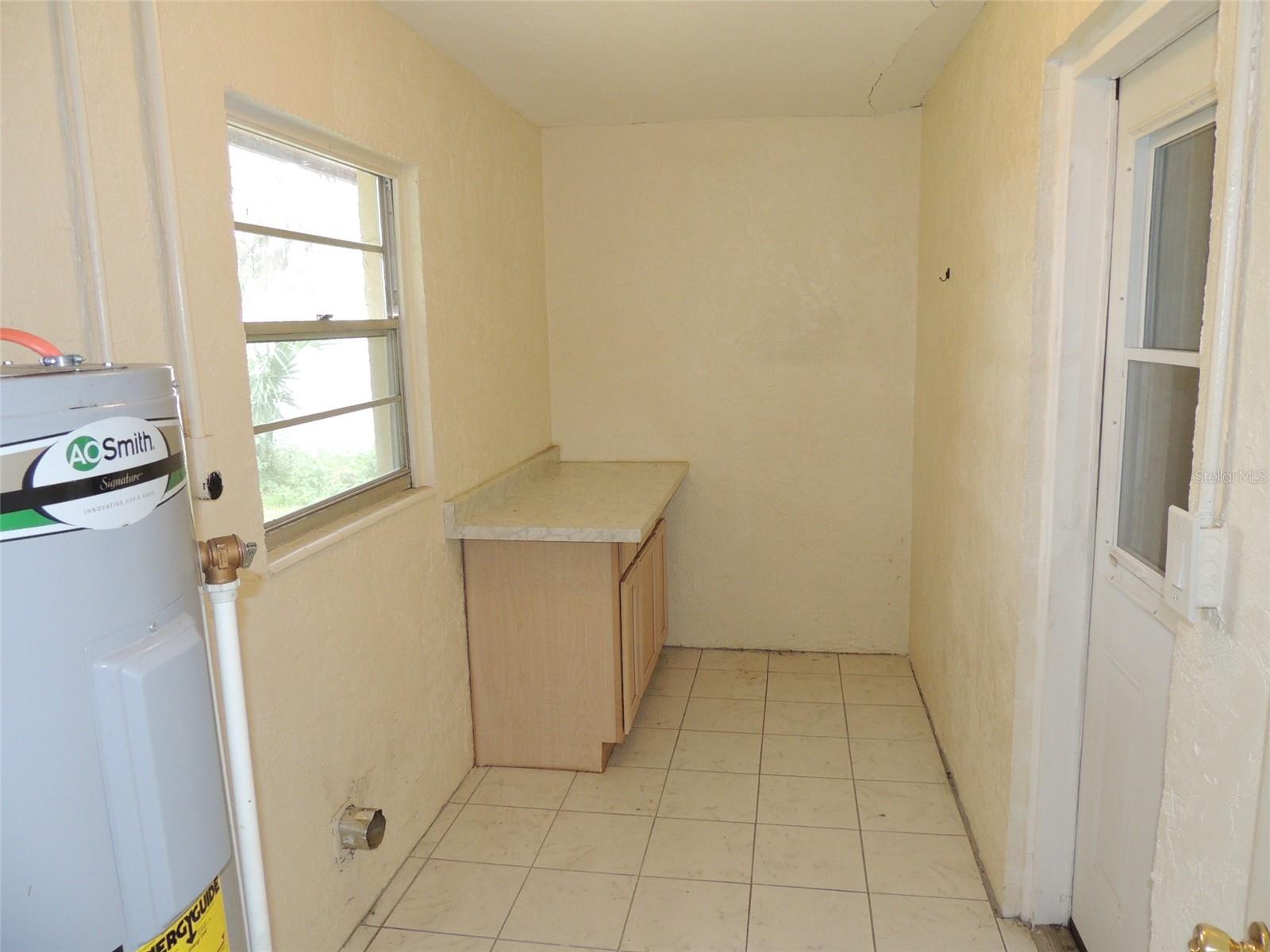 330 SE 6TH ST, WILLISTON, FL — photo 23