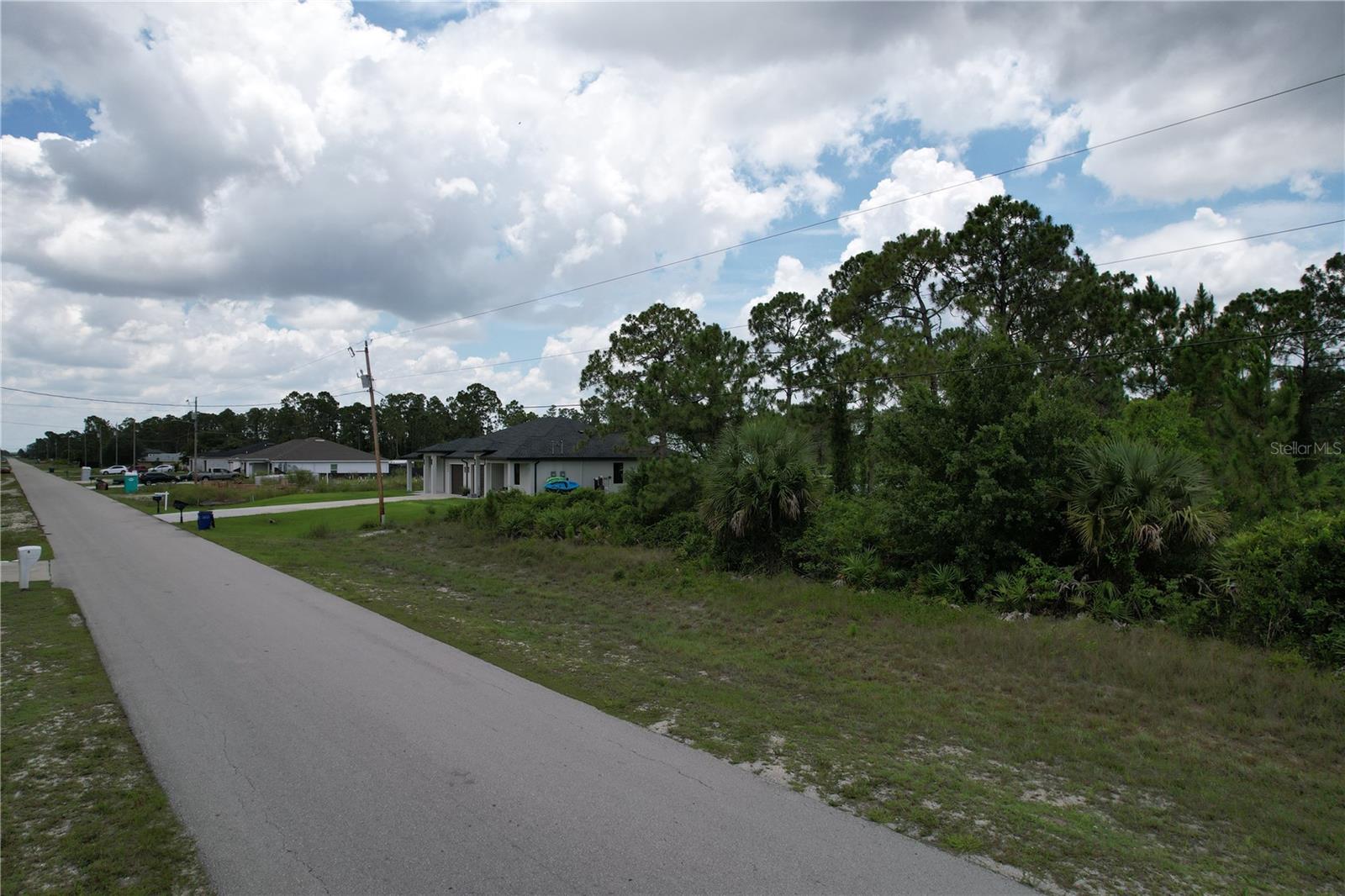 1056 JAGUAR BLVD, LEHIGH ACRES, FL — photo 2
