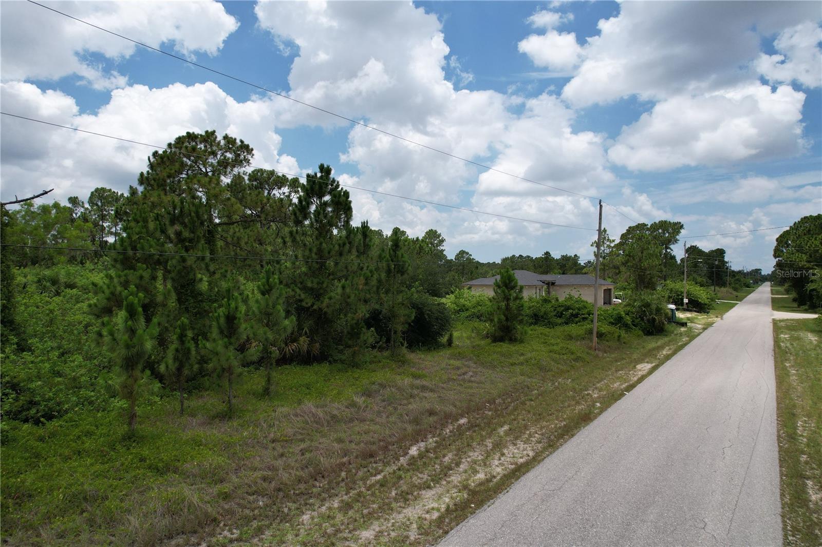 980 LAKESIDE DR, LEHIGH ACRES, FL — photo 3