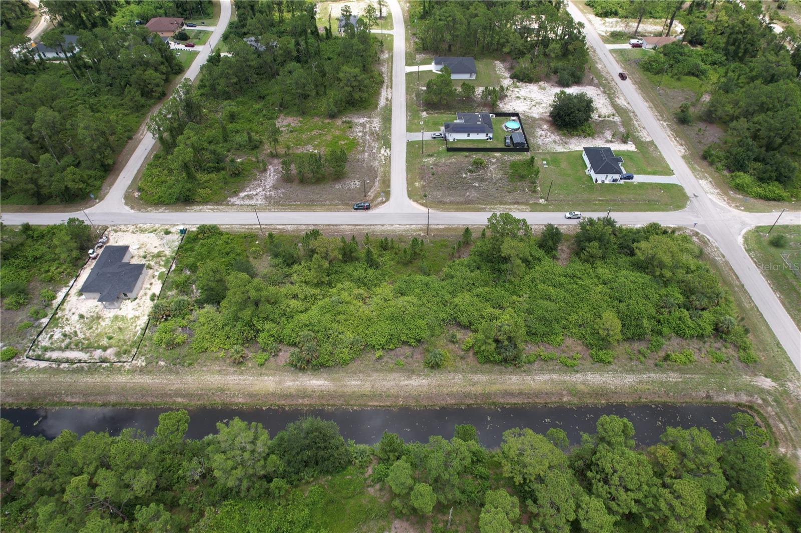 980 LAKESIDE DR, LEHIGH ACRES, FL — photo 8