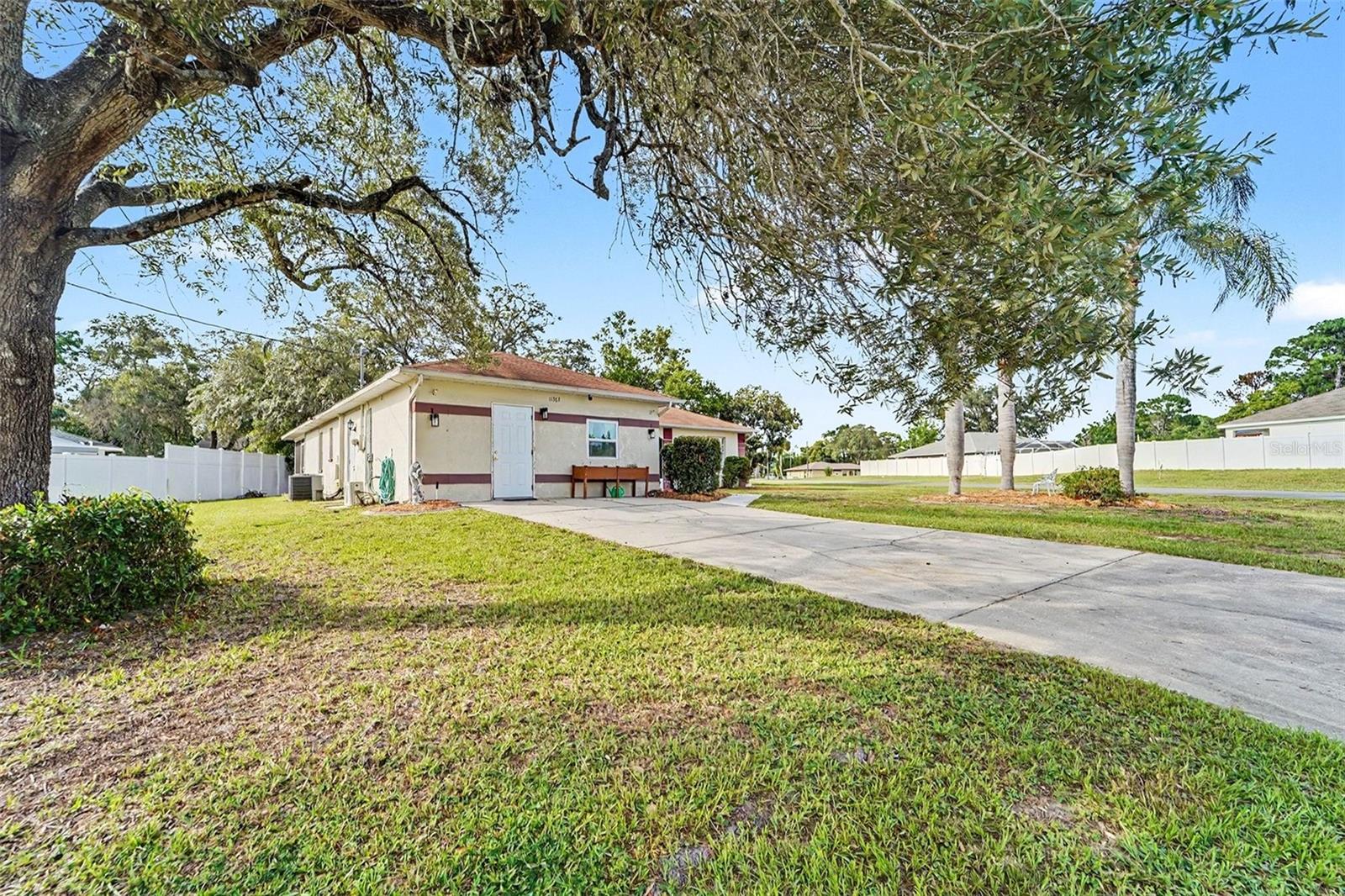 11363 NORVELL RD, SPRING HILL, FL — photo 3