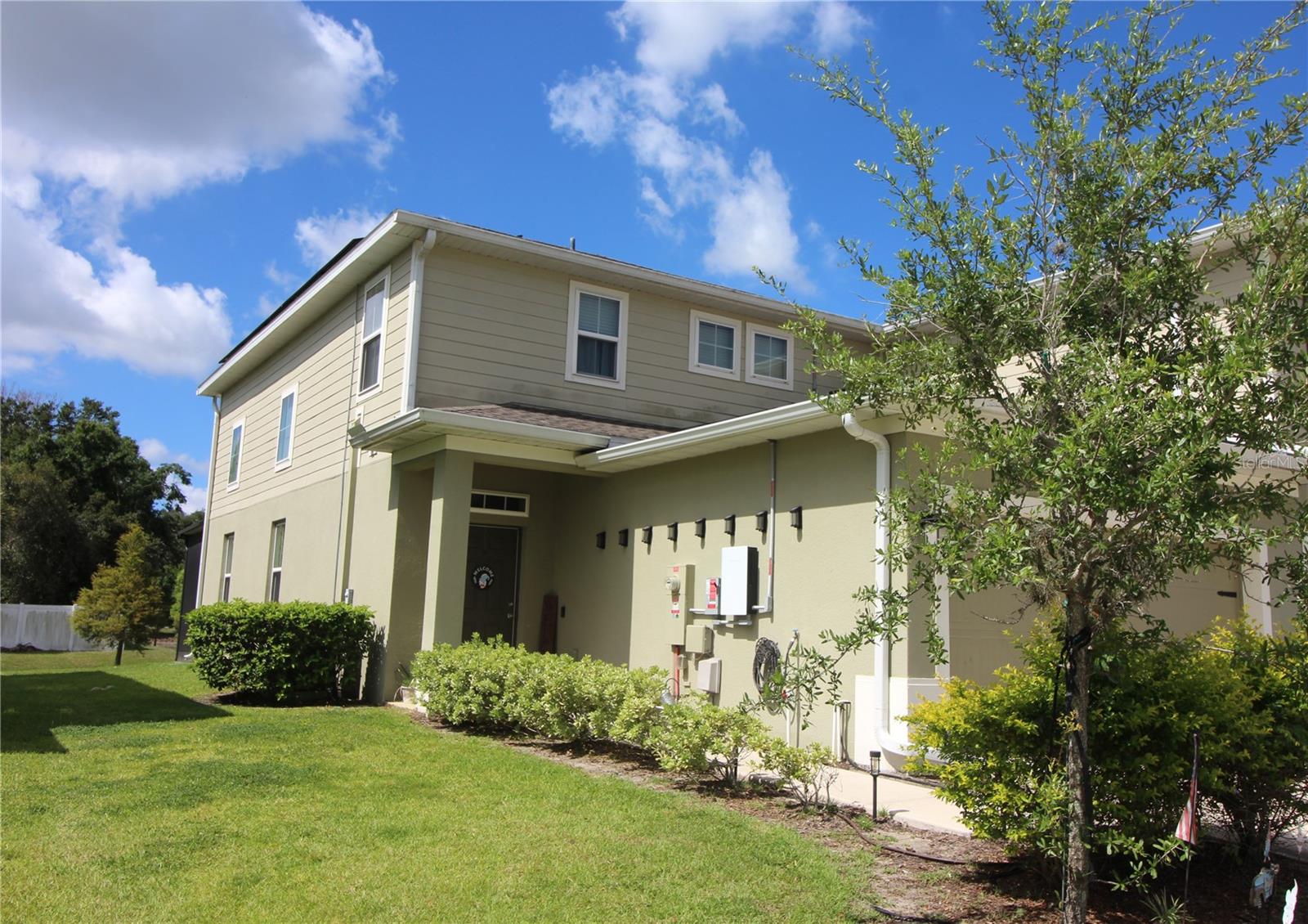 2135 LACEFLOWER DR, BRANDON, FL — photo 2