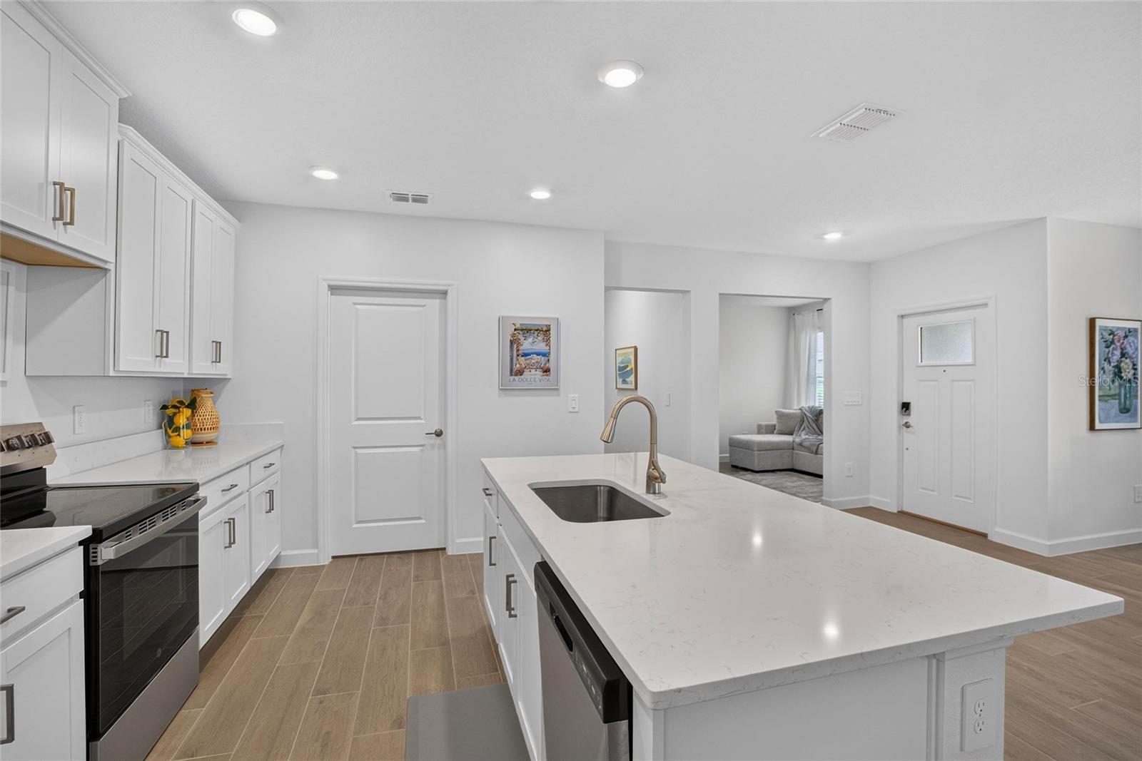6693 HOMEBOUND WAY, NEW PORT RICHEY, FL — photo 15
