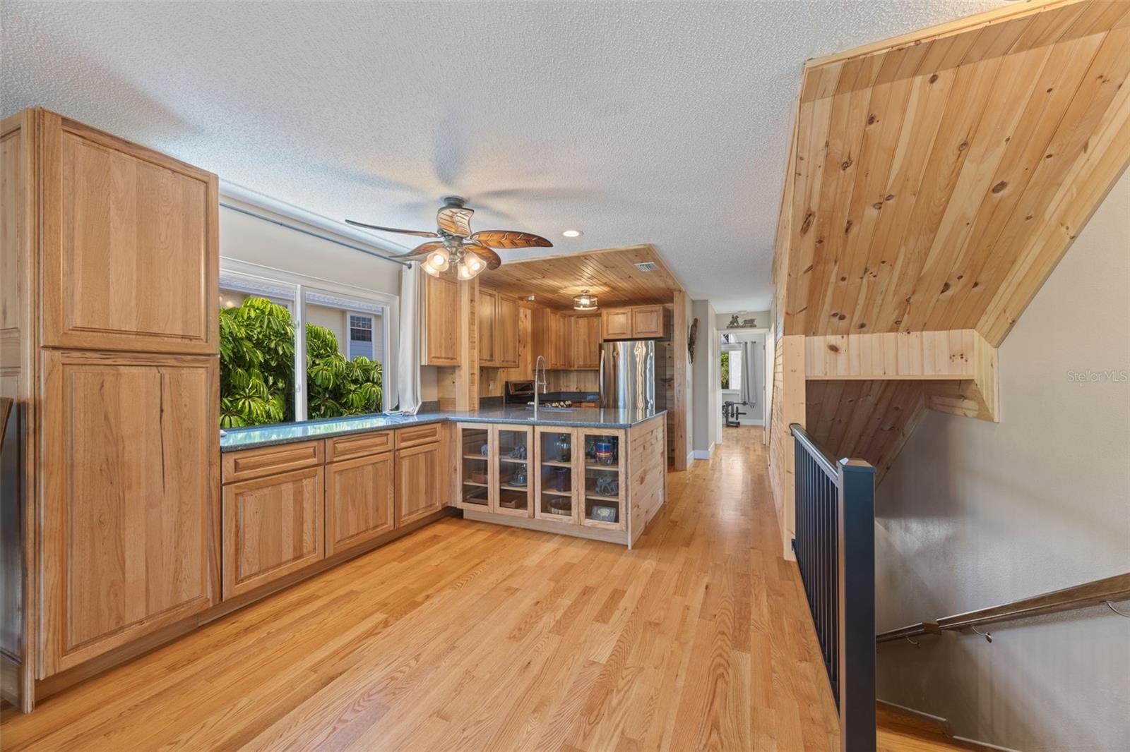 367 MADEIRA CIR, TIERRA VERDE, FL — photo 8