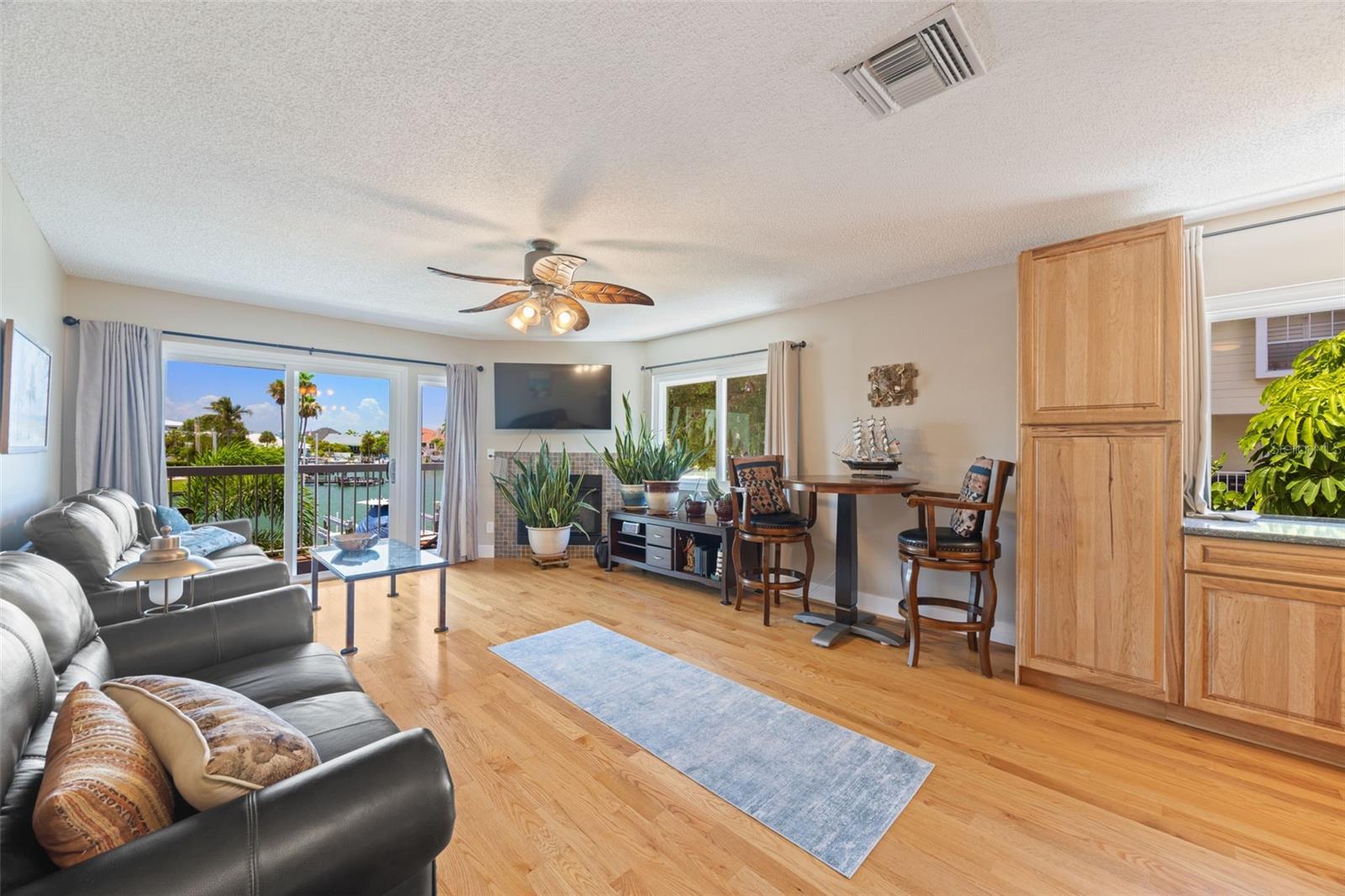 367 MADEIRA CIR, TIERRA VERDE, FL — photo 12