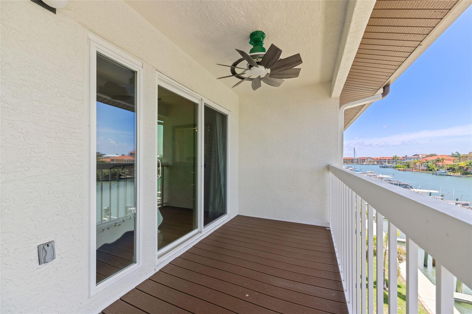 367 MADEIRA CIR, TIERRA VERDE, FL — photo 28