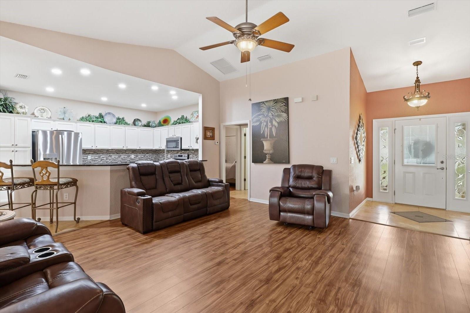 9745 SW 196TH CIR, DUNNELLON, FL — photo 5