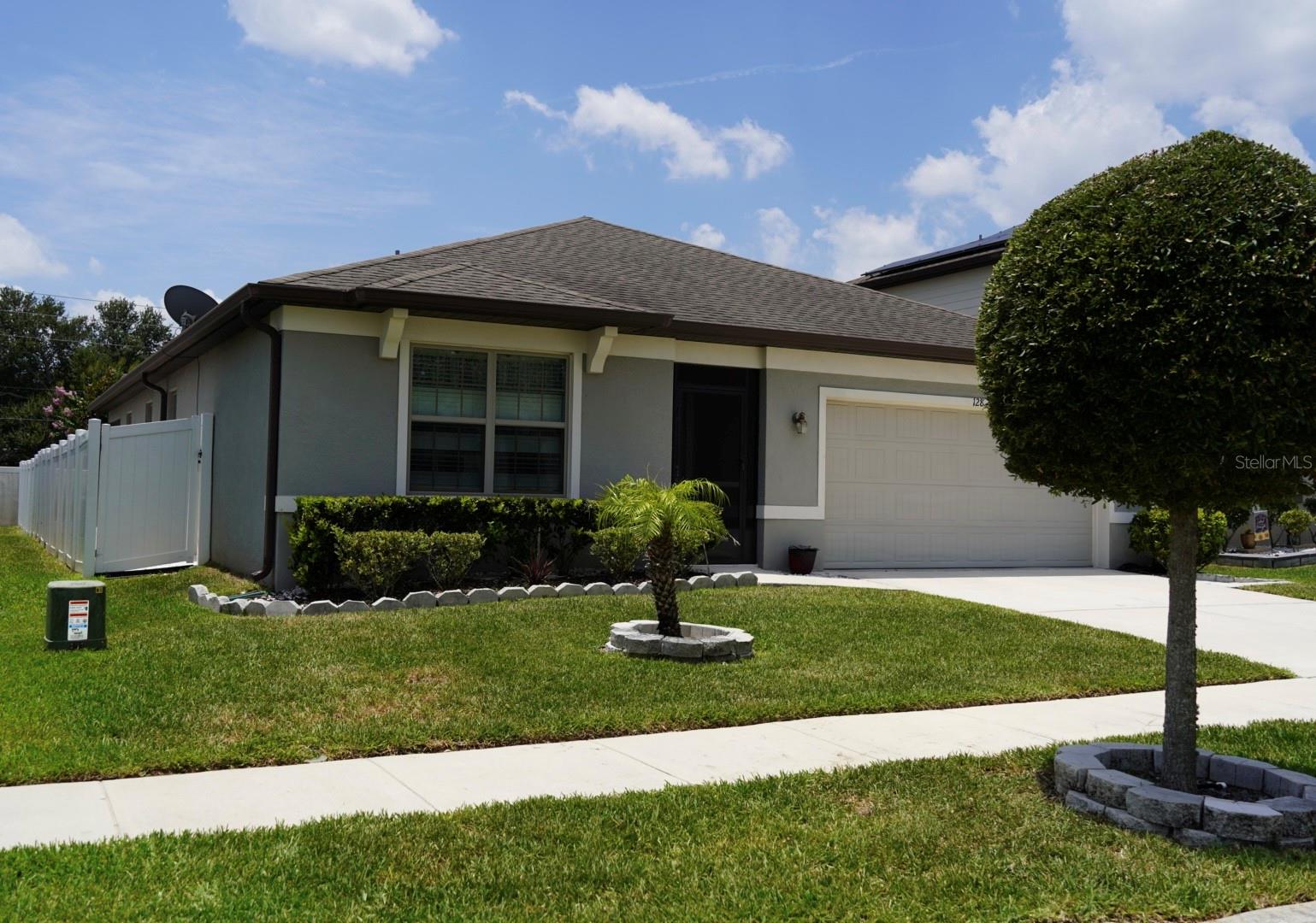 128 CITRUS ISLE ST S, DAVENPORT, FL — photo 2