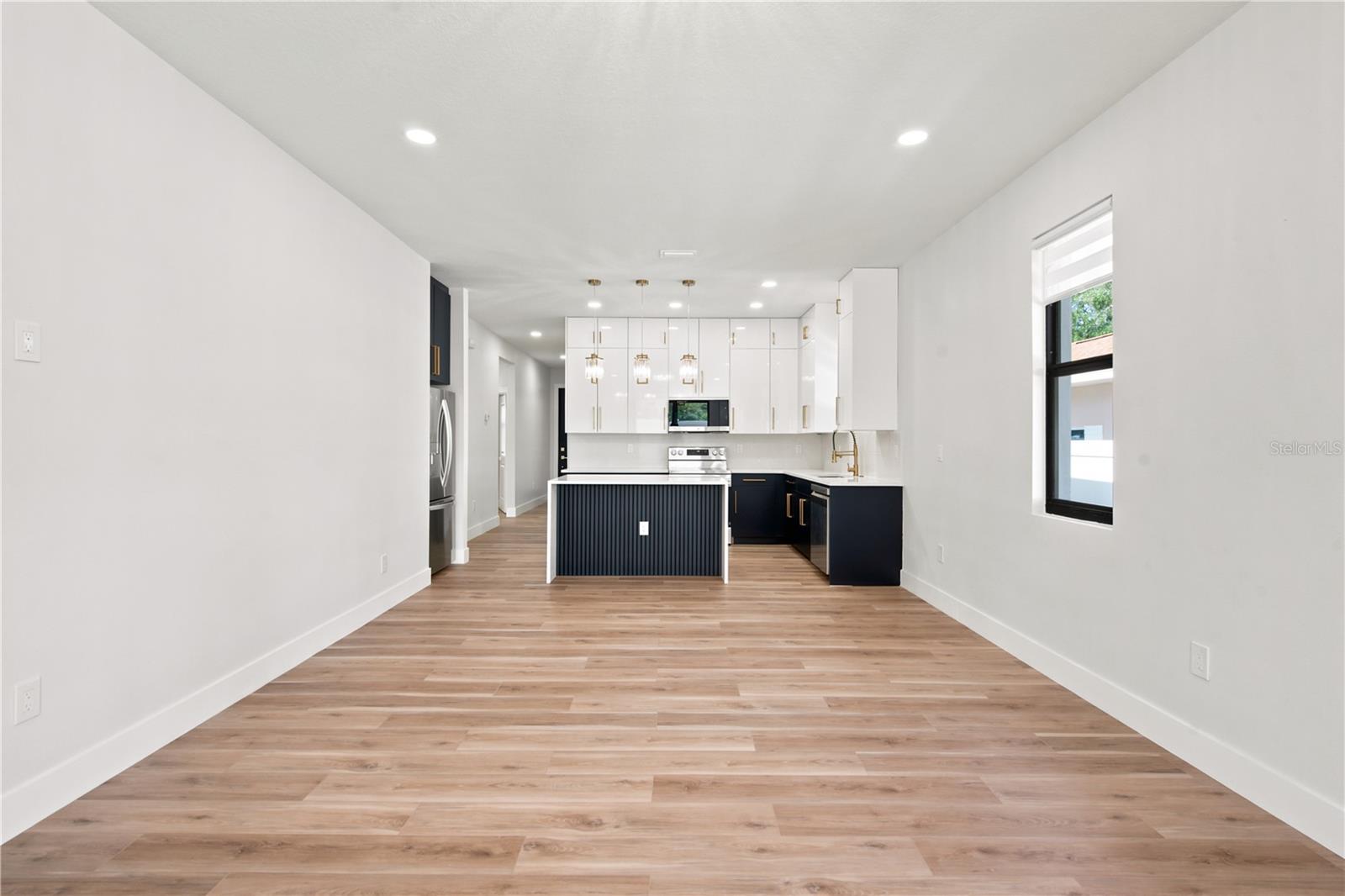 1121 ENGMAN ST, CLEARWATER, FL — photo 11