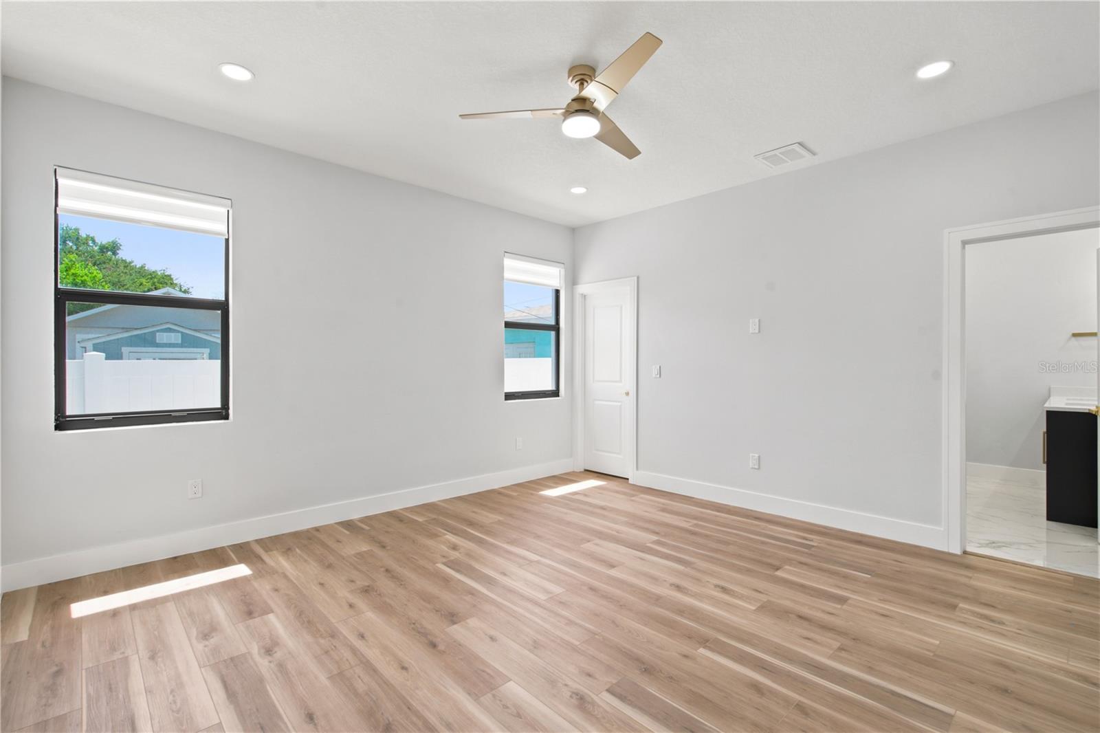 1121 ENGMAN ST, CLEARWATER, FL — photo 16