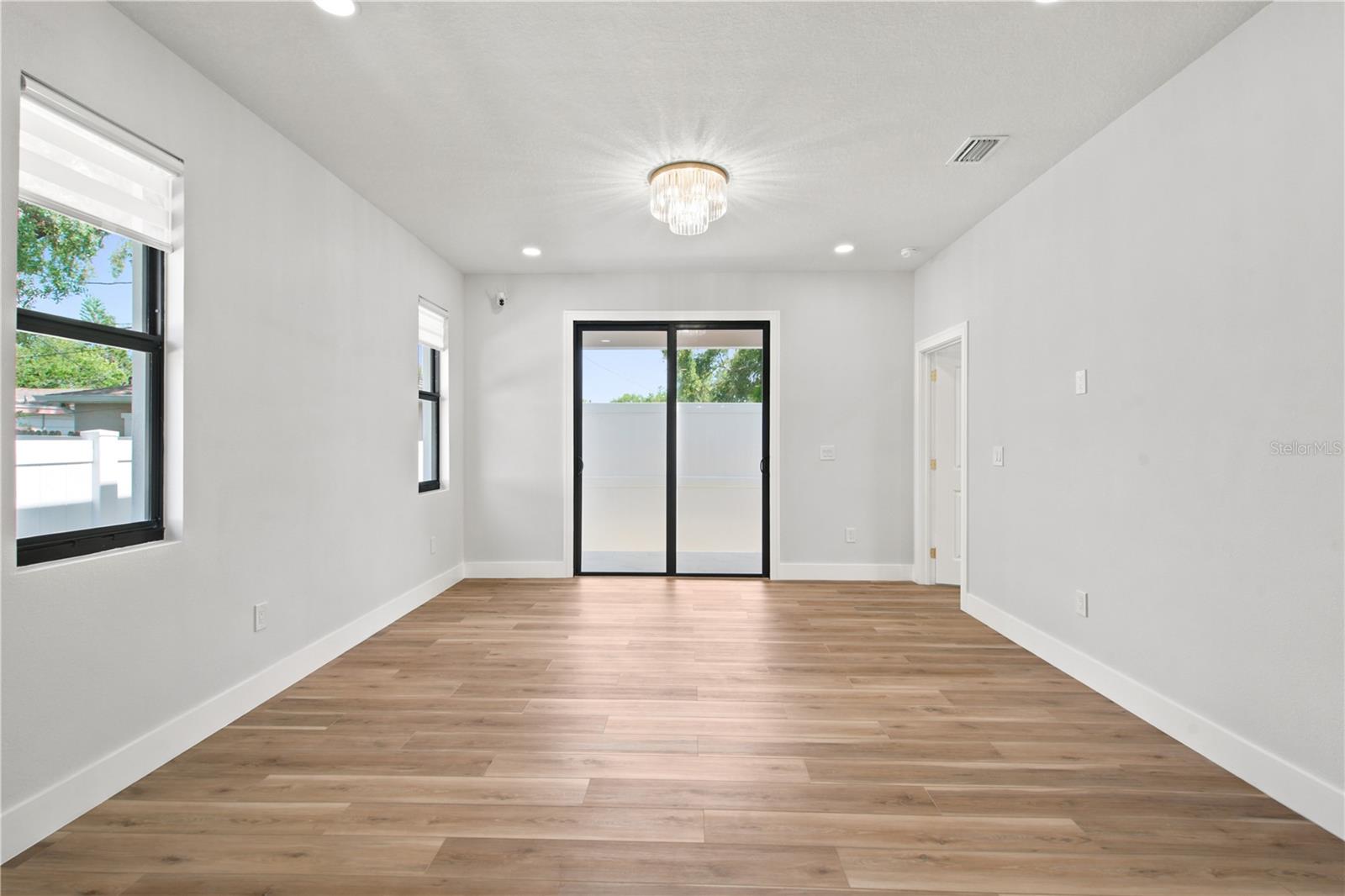 1121 ENGMAN ST, CLEARWATER, FL — photo 34
