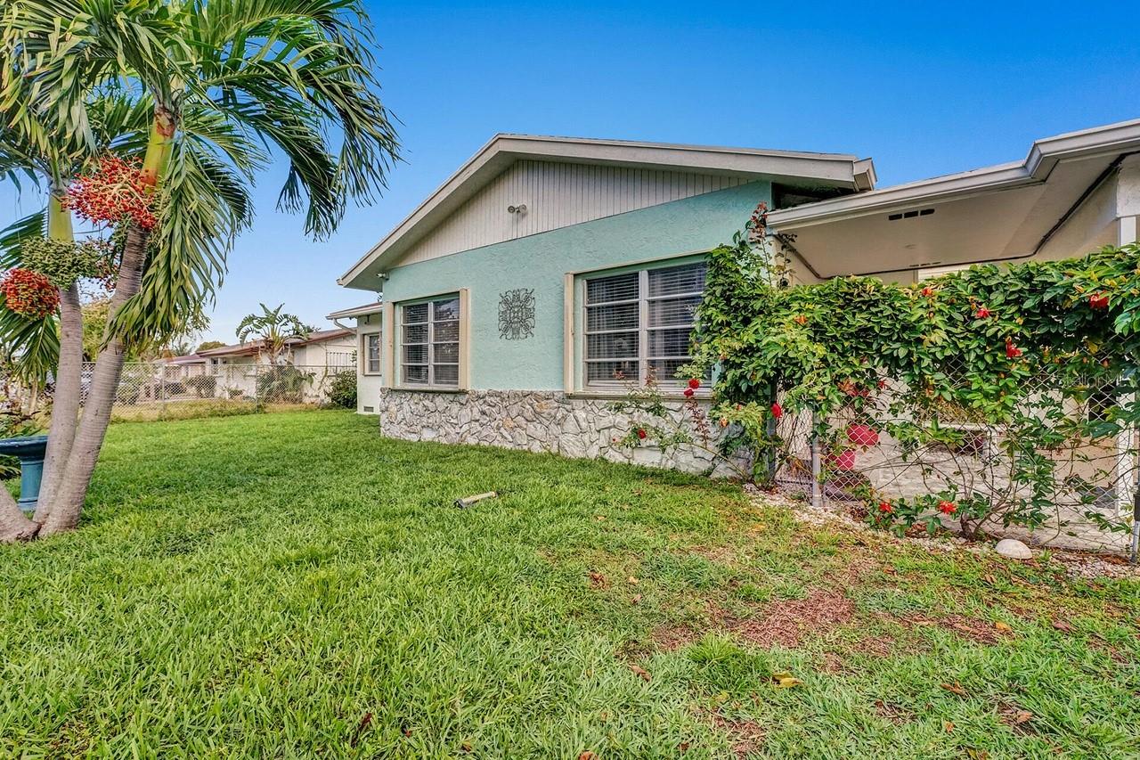 125 SW 9TH ST, DELRAY BEACH, FL