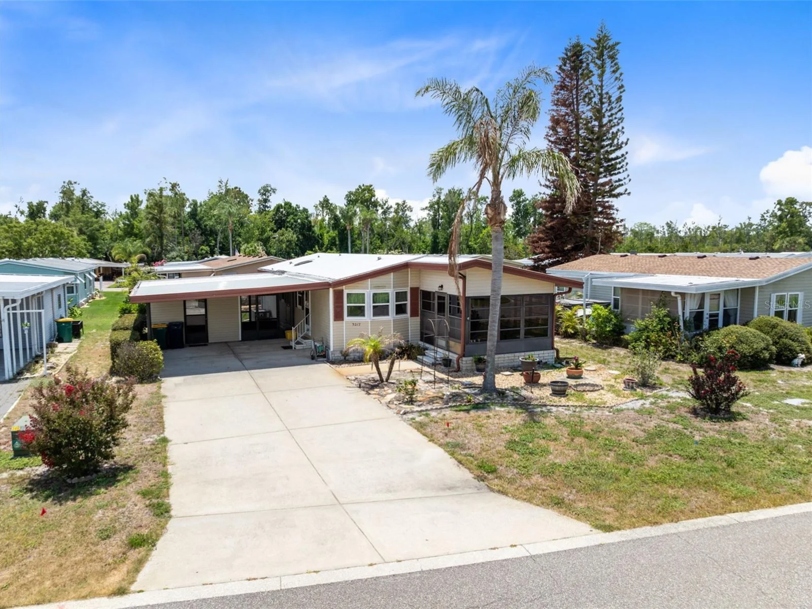 3217 RAINBOW RD, TAVARES, FL — photo 3