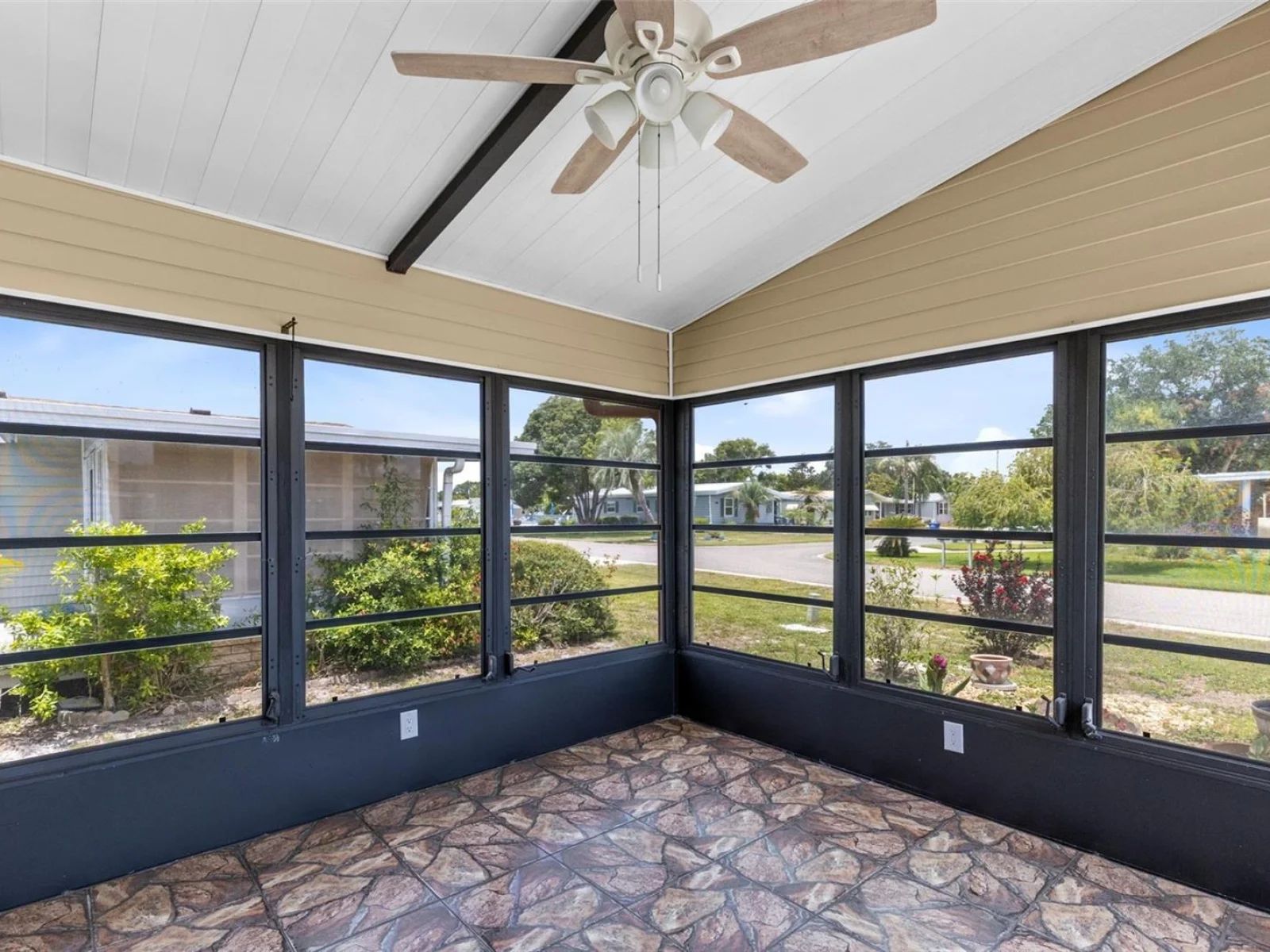 3217 RAINBOW RD, TAVARES, FL — photo 22