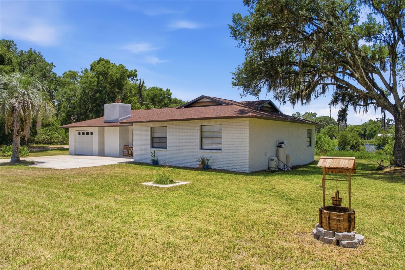 18208 STATE ROAD 52, LAND O LAKES, FL — photo 2