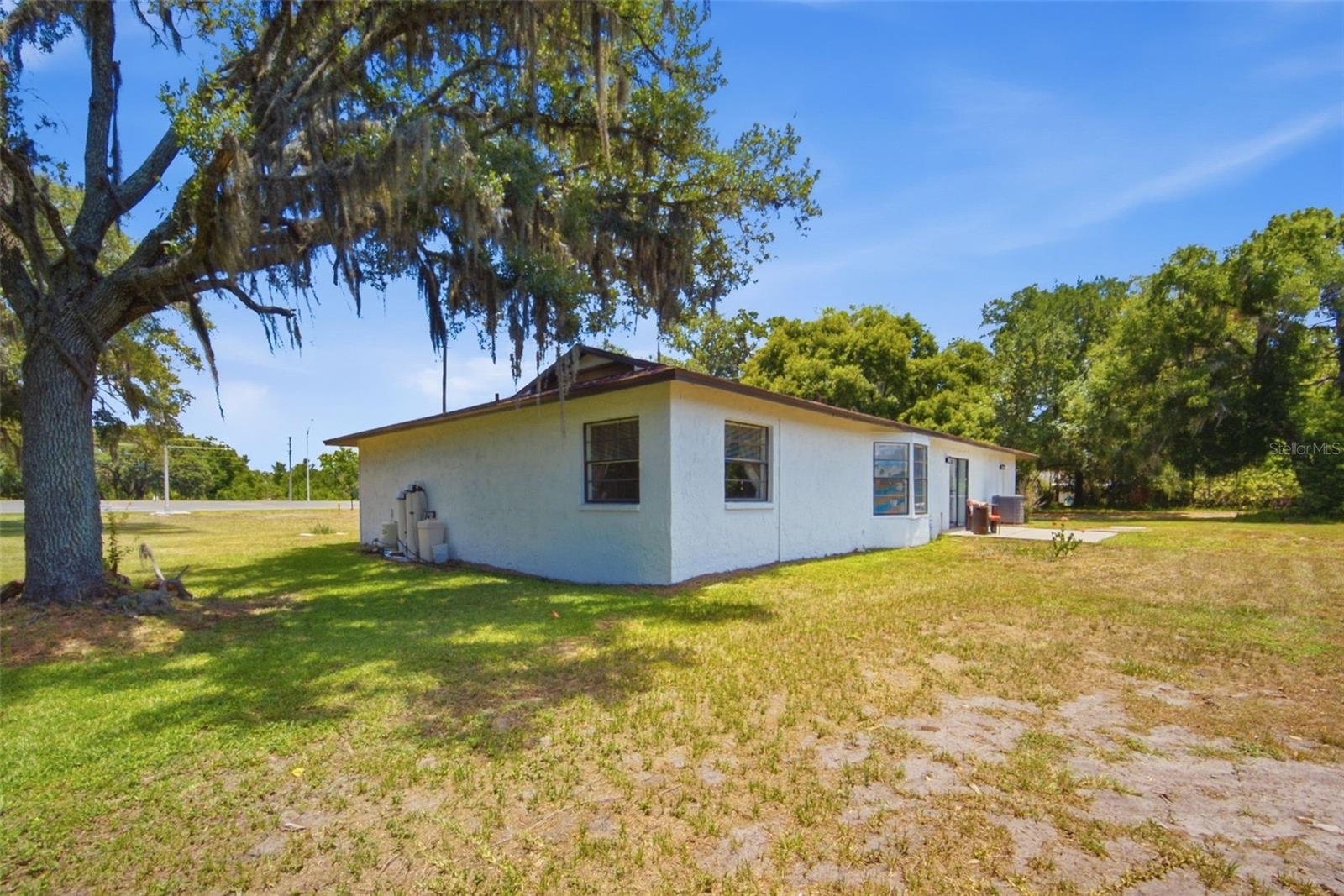 18208 STATE ROAD 52, LAND O LAKES, FL — photo 43