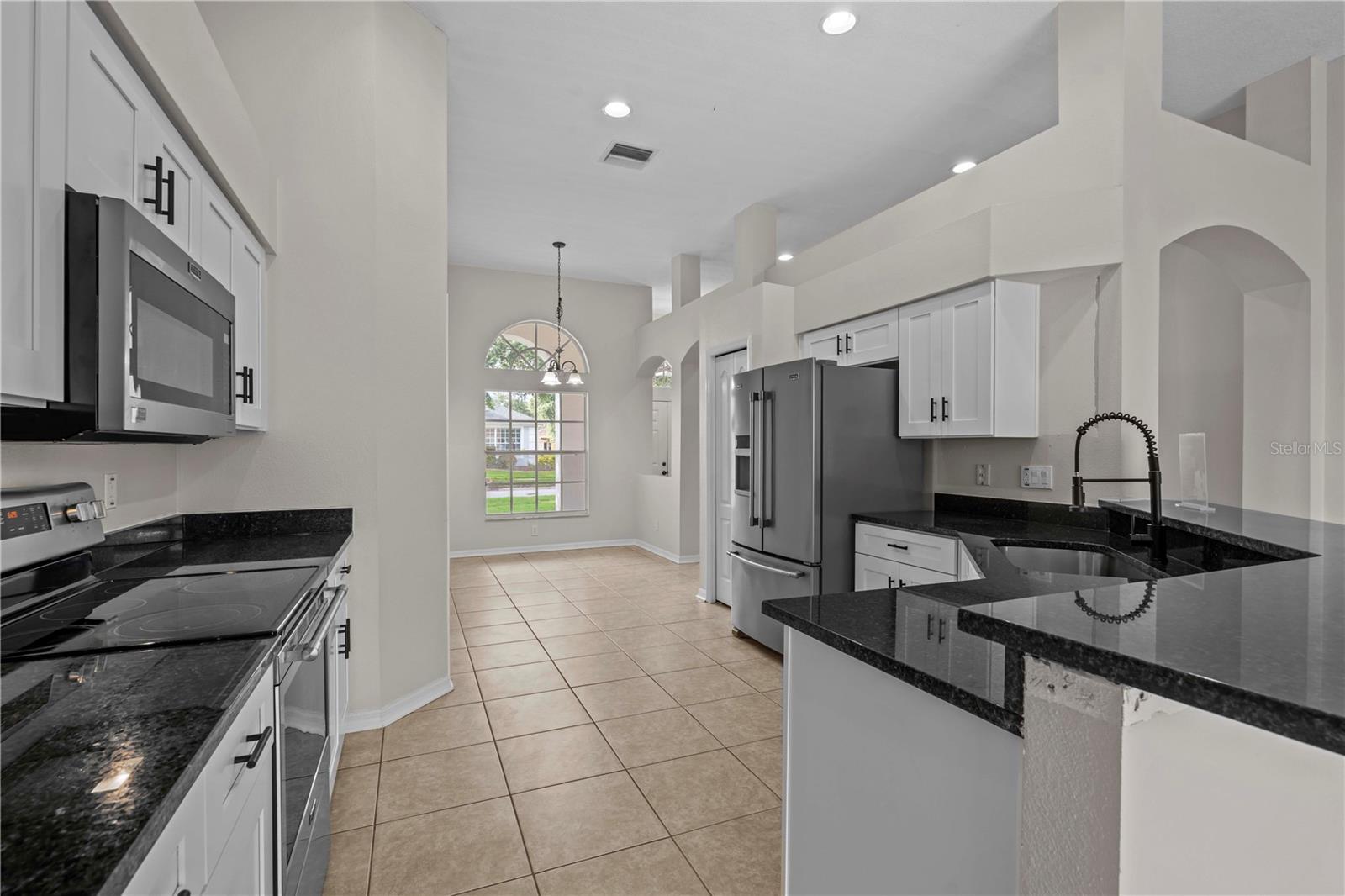 11611 JORDANS LANDING CT, RIVERVIEW, FL — photo 18
