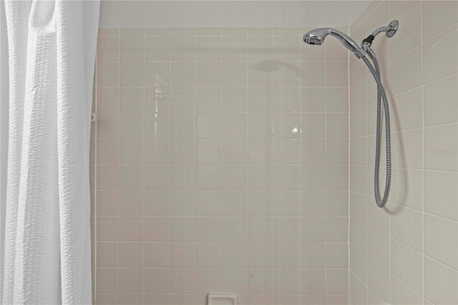 11611 JORDANS LANDING CT, RIVERVIEW, FL — photo 34