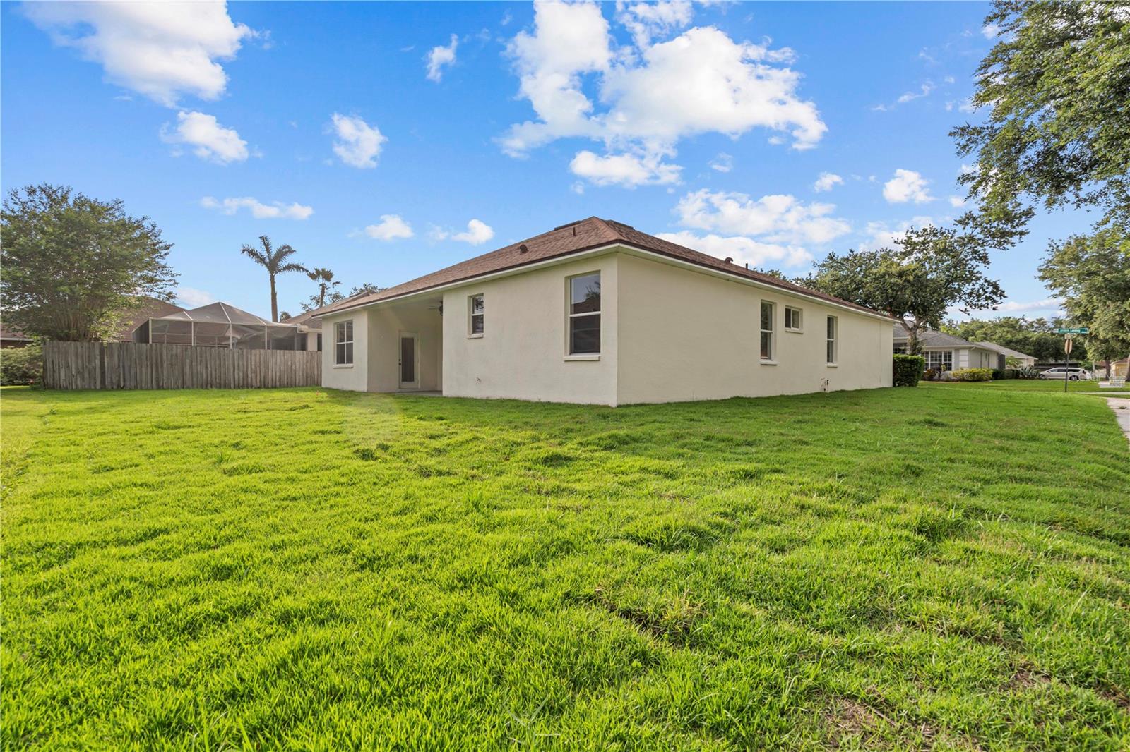 11611 JORDANS LANDING CT, RIVERVIEW, FL — photo 56