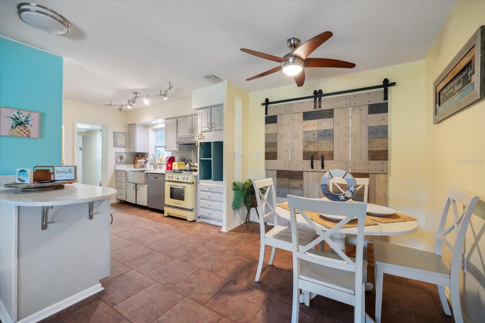 168 BUCKEYE AVE NW, PORT CHARLOTTE, FL — photo 10