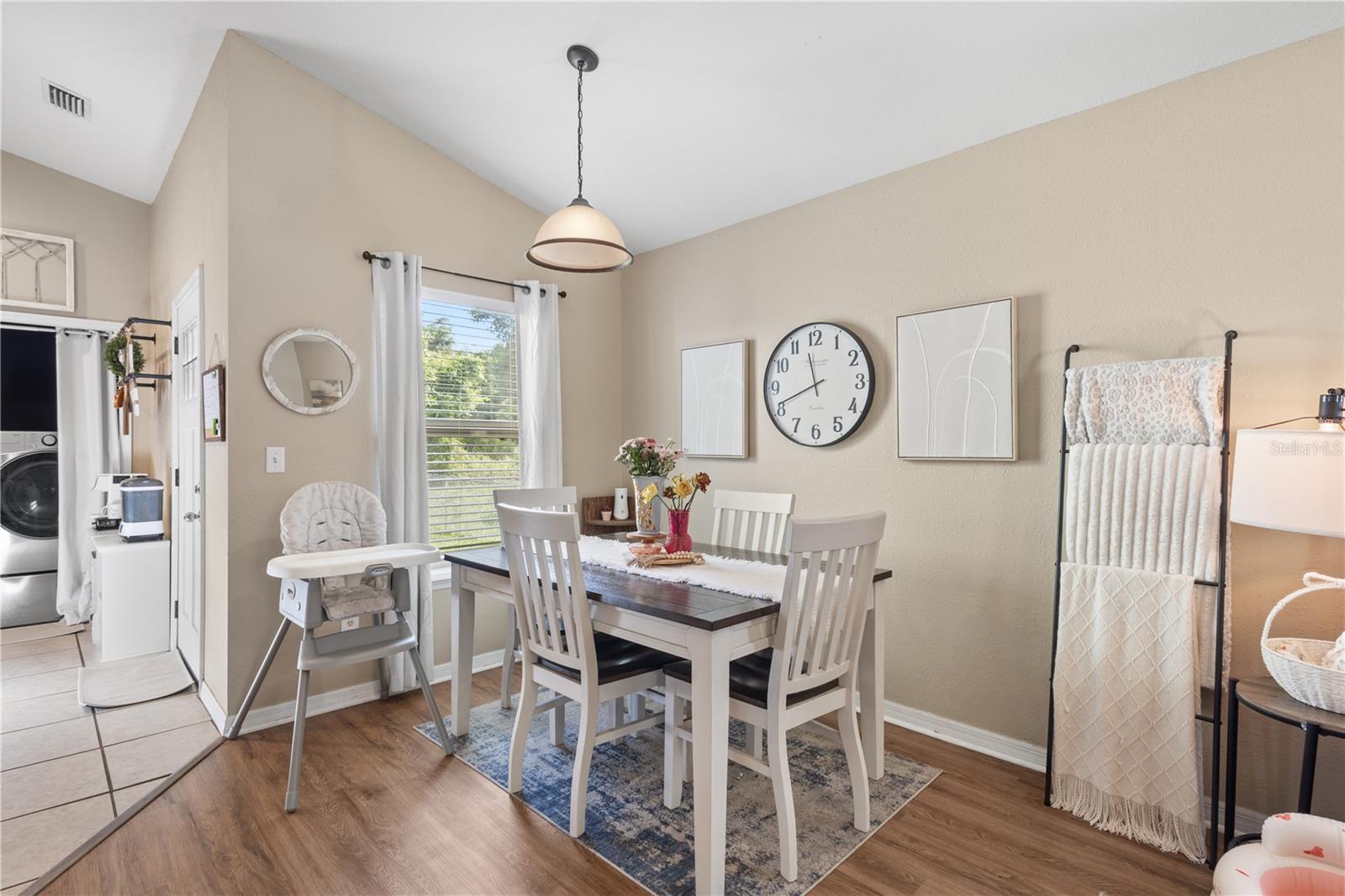 308 SW 2ND AVE, CHIEFLAND, FL — photo 5
