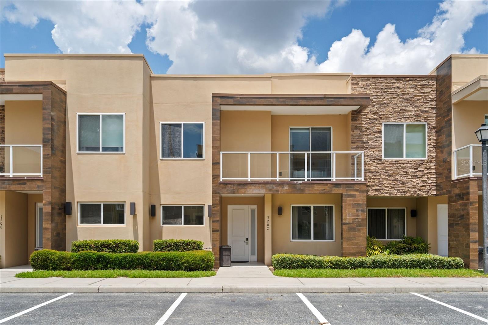 3202 BRASILIA AVE, KISSIMMEE, FL