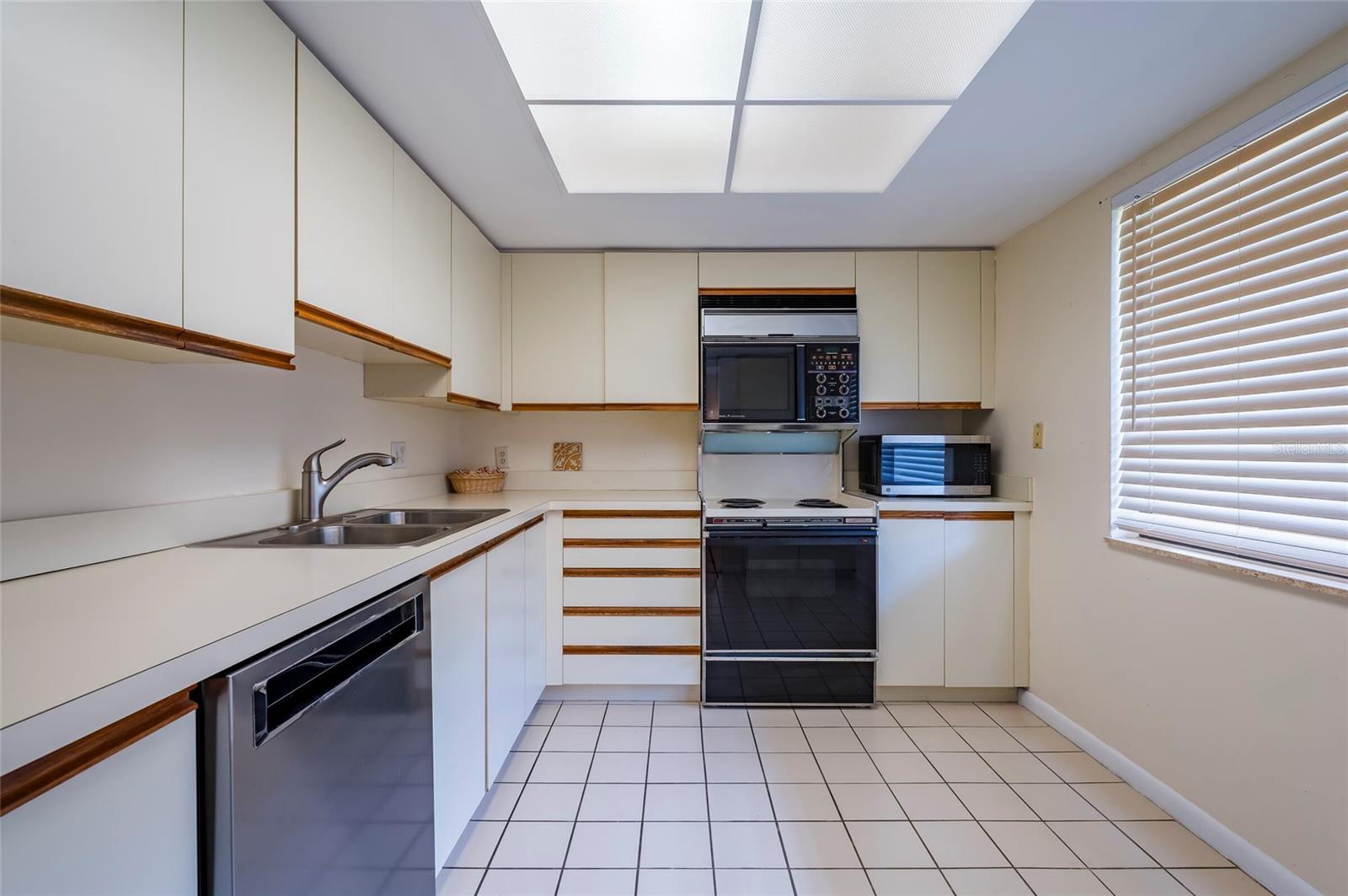 3062 EASTLAND BLVD #406, CLEARWATER, FL — photo 18