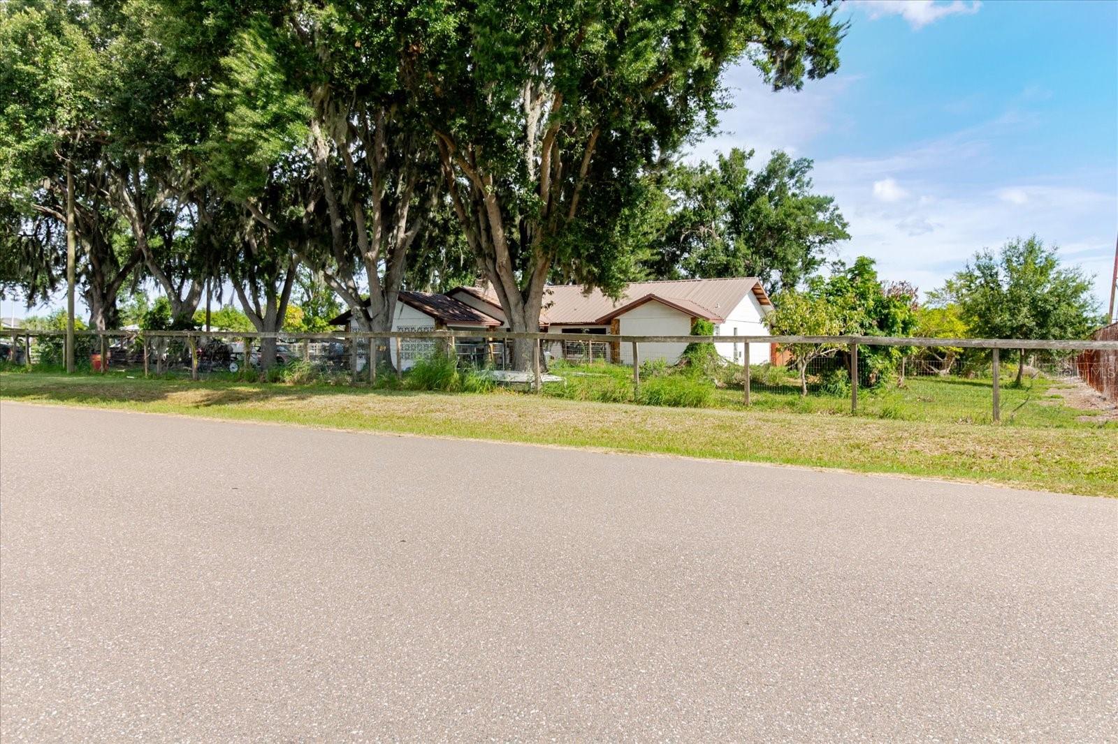 11109 SUMNER RD, WIMAUMA, FL — photo 8