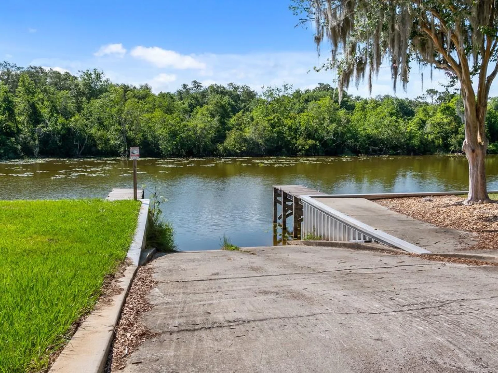 4008 PINNACLE PLACE CT, LADY LAKE, FL — photo 50