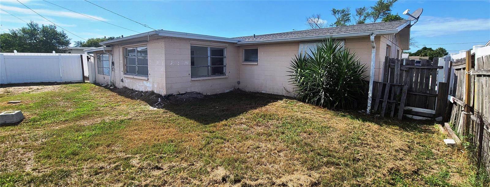5200 CHET DR, NEW PORT RICHEY, FL — photo 5
