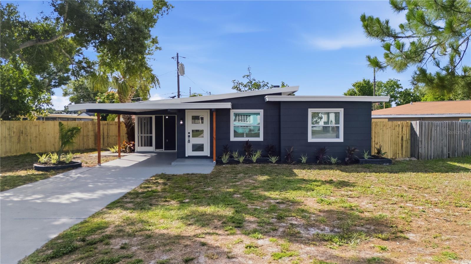 5268 CORAL WAY N, ST PETERSBURG, FL