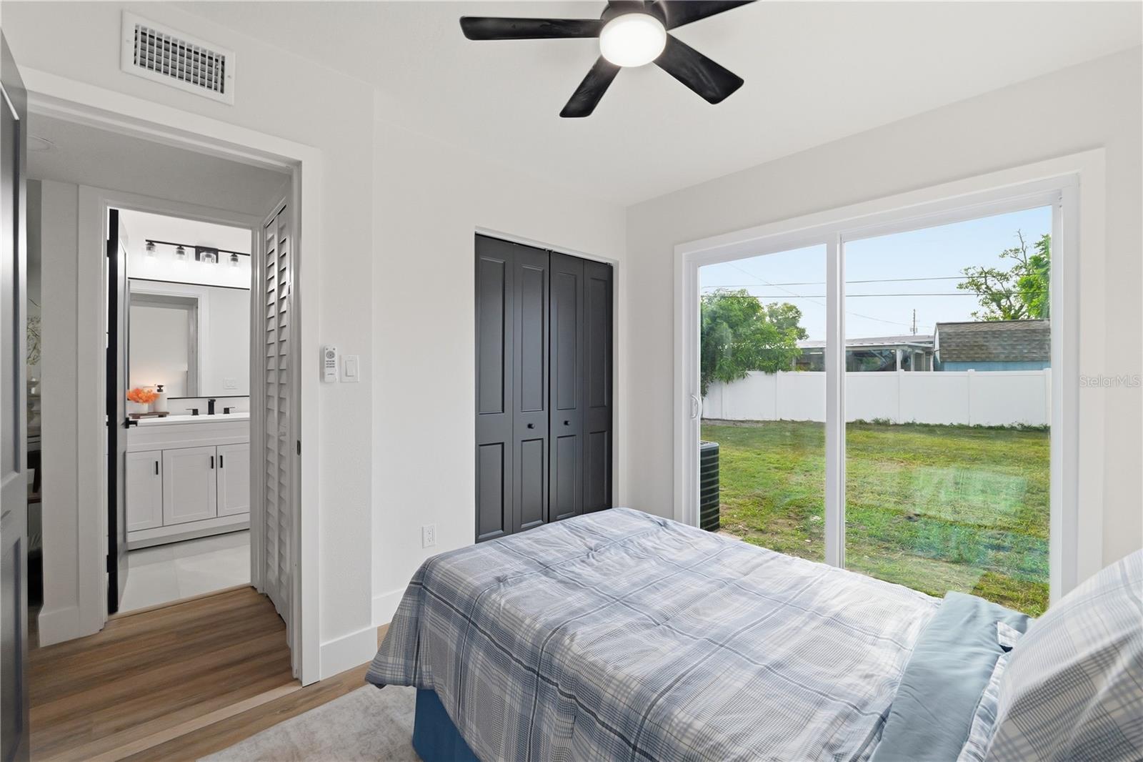 5268 CORAL WAY N, ST PETERSBURG, FL — photo 13